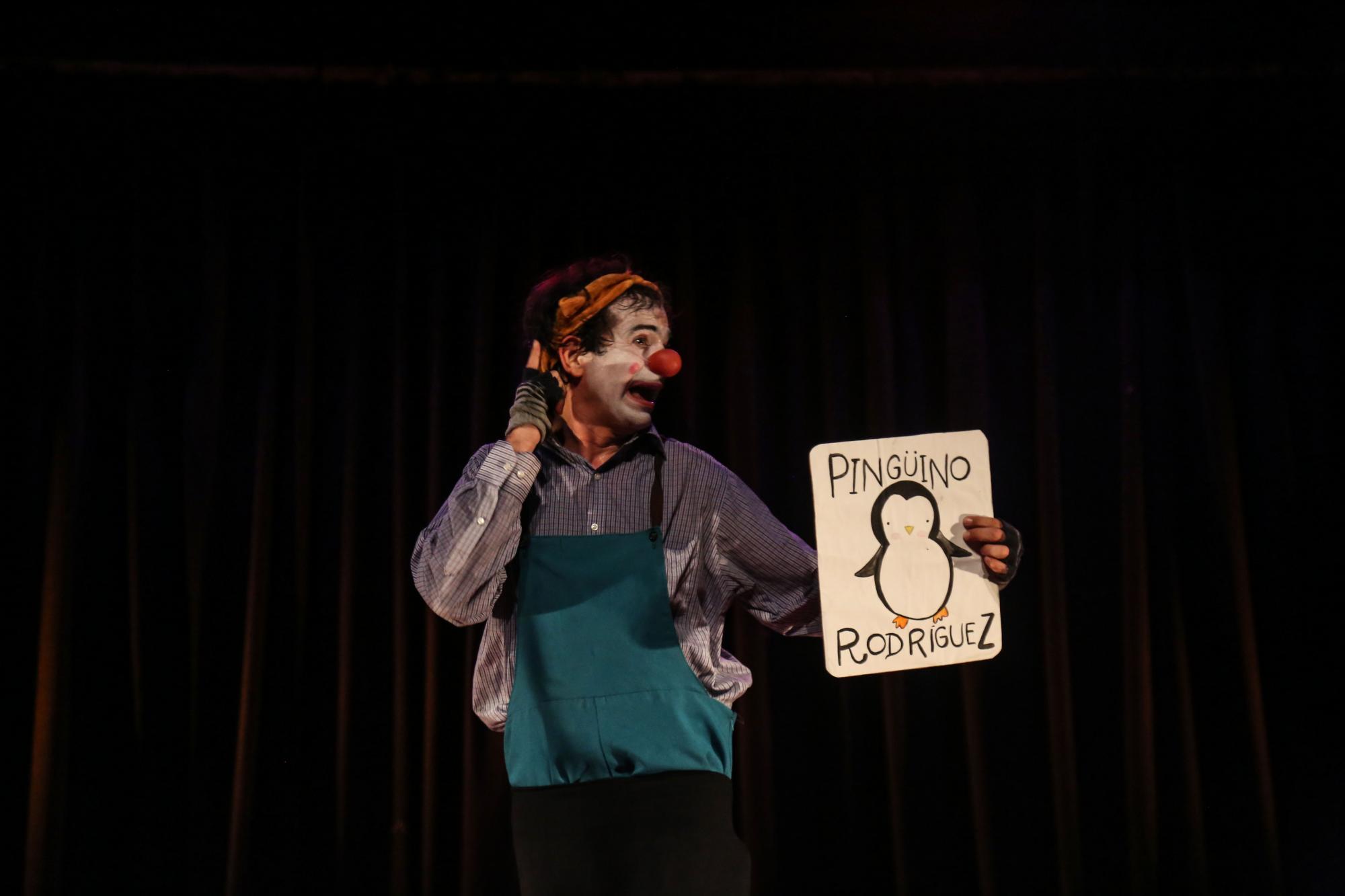 $!Entre música y risas, Izmir Gallardo regala una divertida tarde en Culiacán