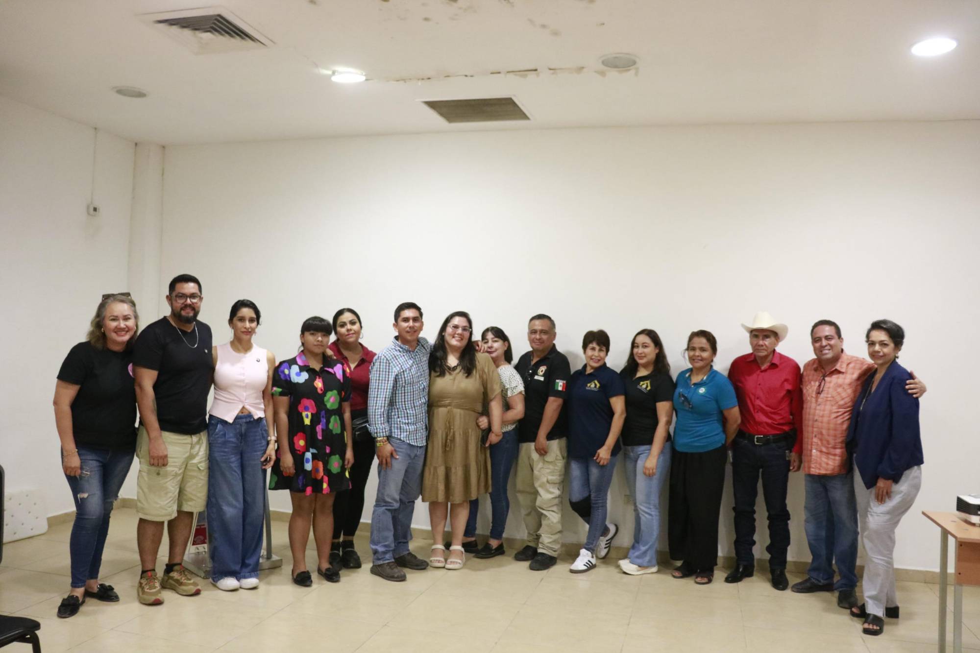 $!Escuinapa refuerza protección animal con charlas, comité y línea de denuncias