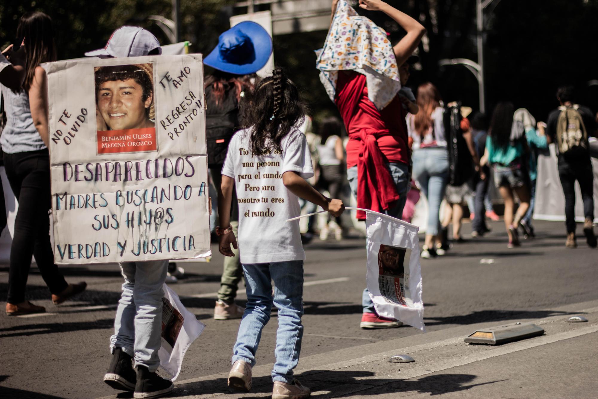 $!Cada 10 de mayo madres que buscan a sus hijas e hijos desaparecidos realizan una marcha conmemorativa al Día de las Madres. Foto: Efraín Tzuc.