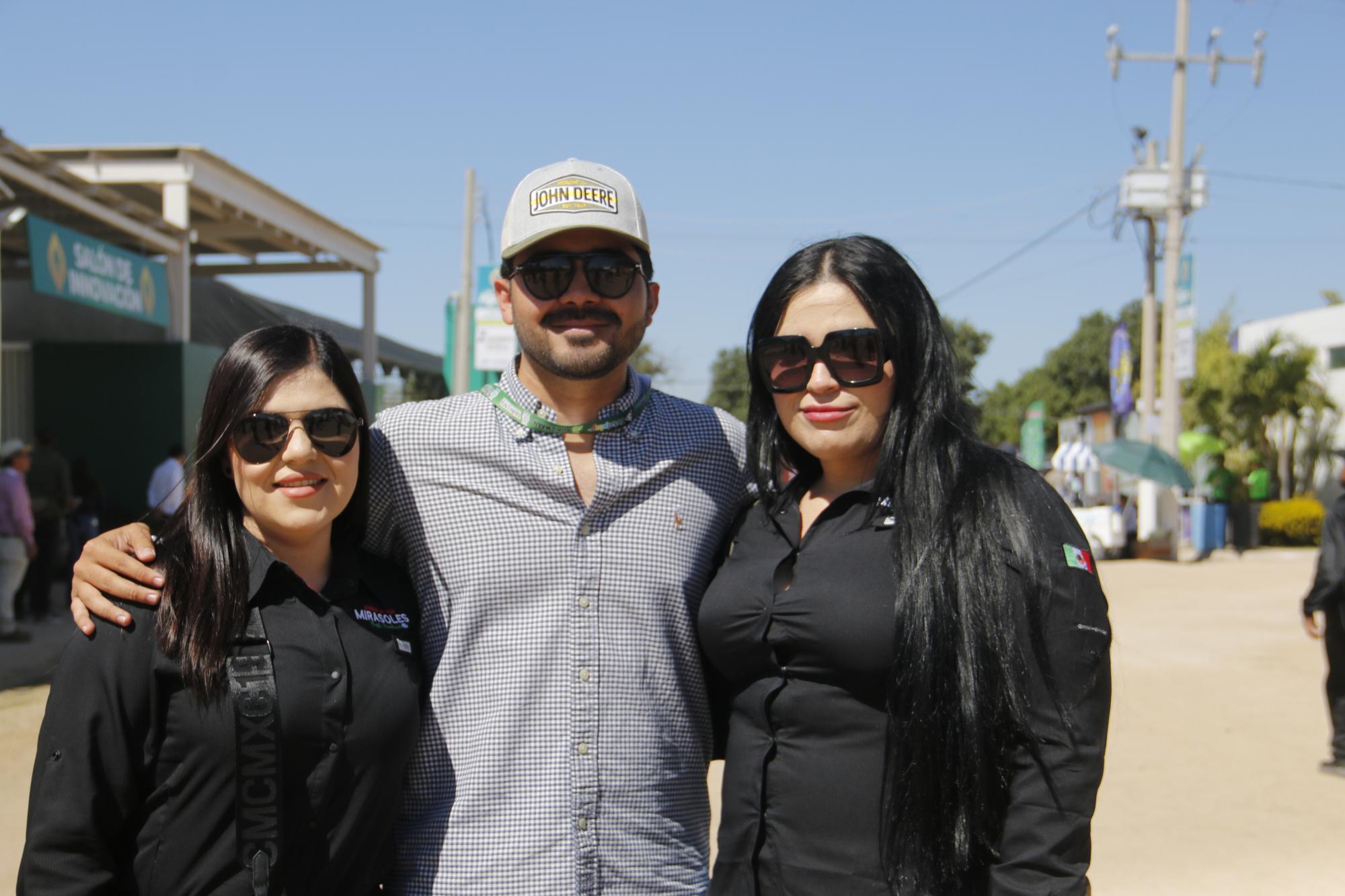 $!Noemí Salas, Salvador Palazuelos y Ameyali González.