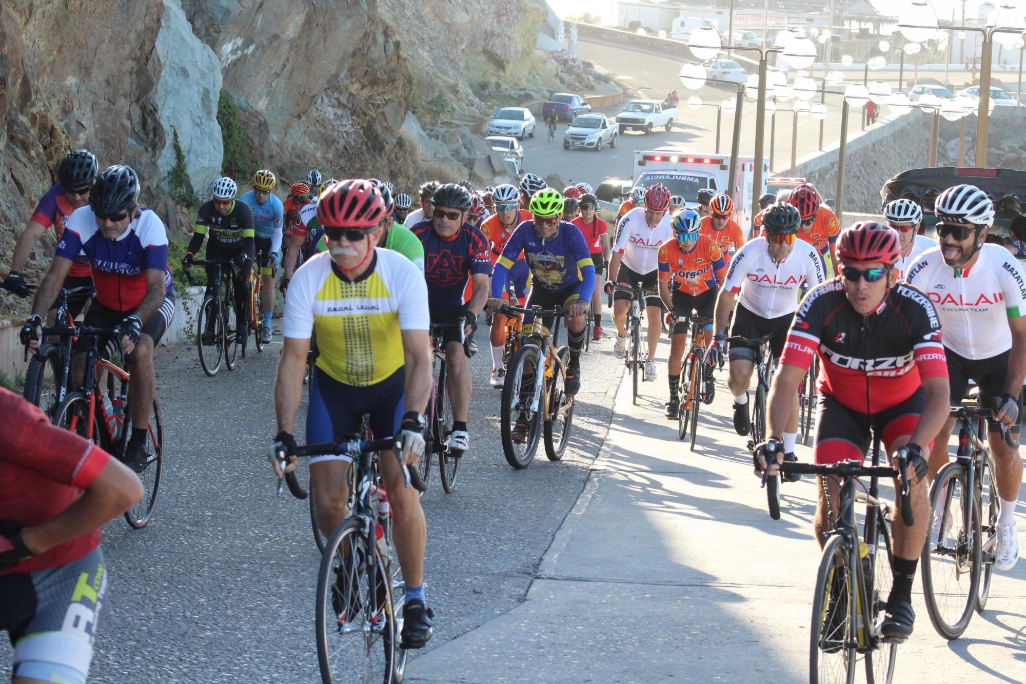 $!Gran Fondo Mazatlán cumplirá este domingo su primera década de realización