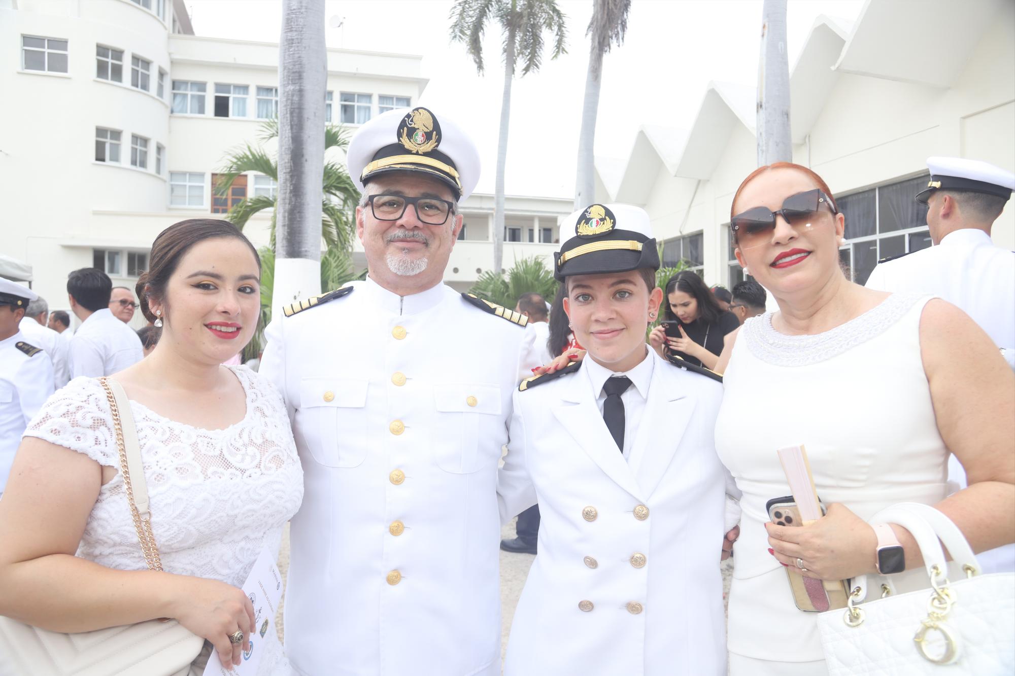 $!Laura Valle, Florencio Valle, Ana Moreno y Jezabel Camarena.