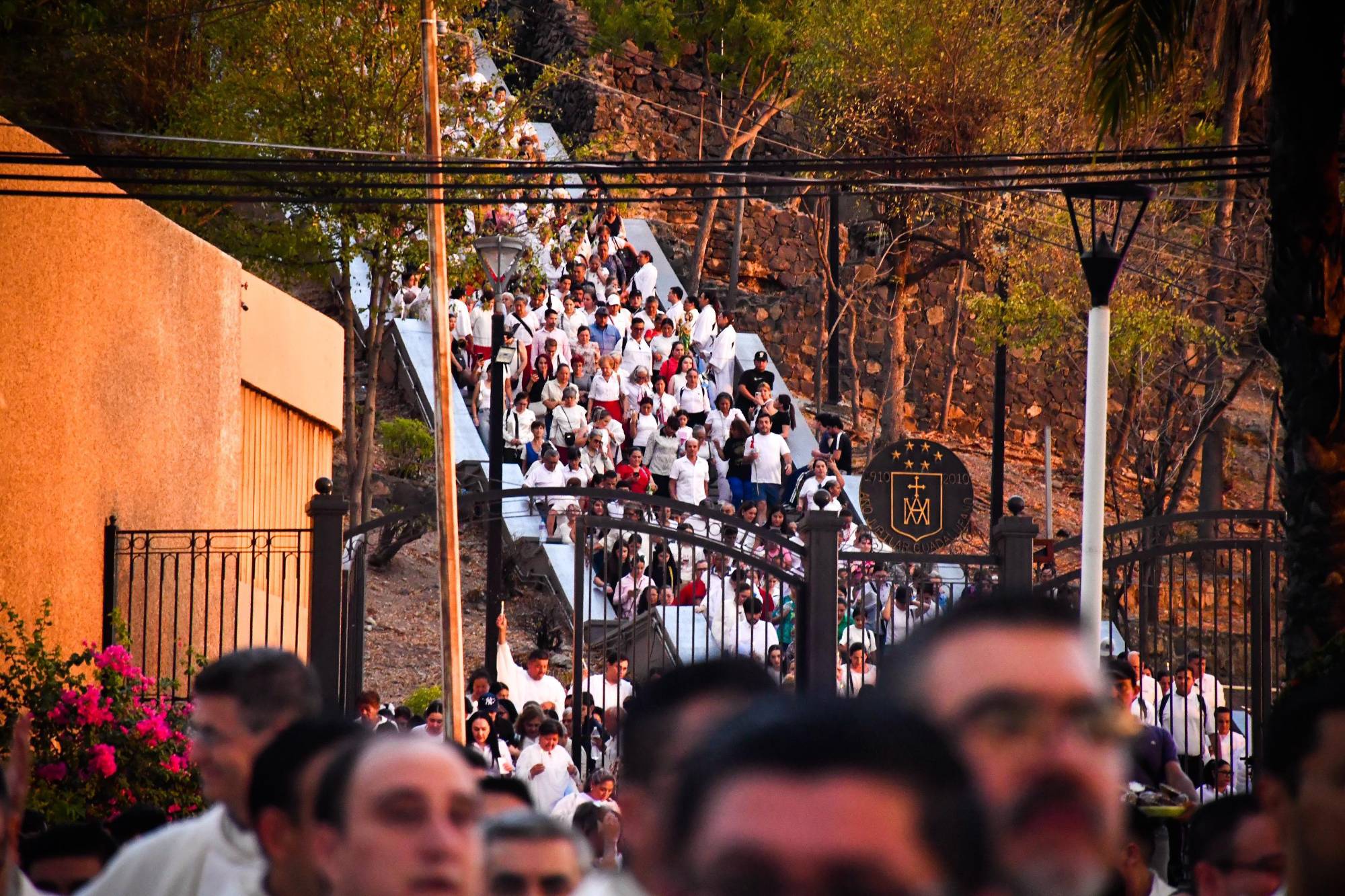 $!Respondamos con esperanza, unidad y fe: Obispo hace un llamado a recobrar la paz y unidad en Culiacán