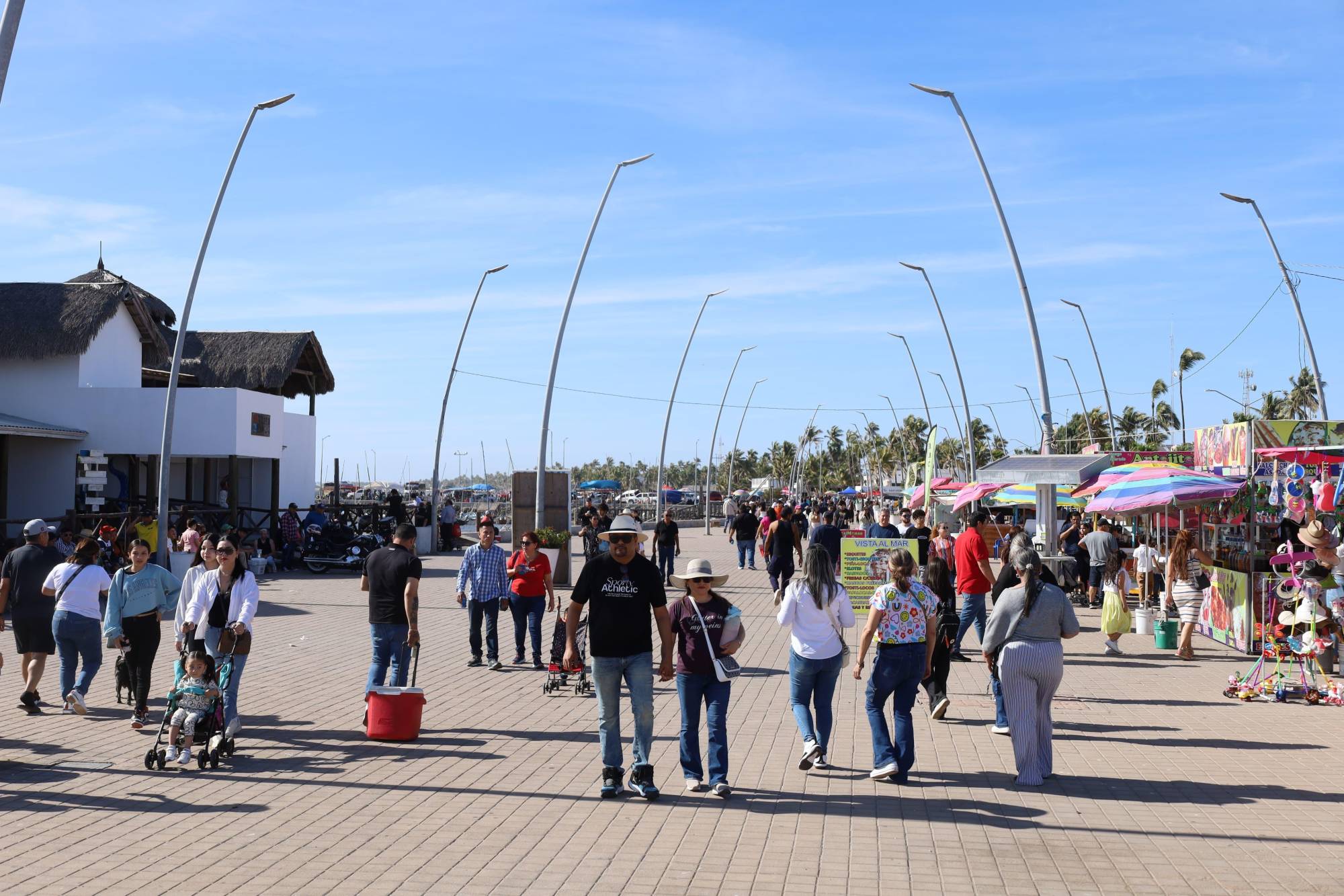 $!Registra Altata más de 30 mil visitantes durante el fin de semana largo