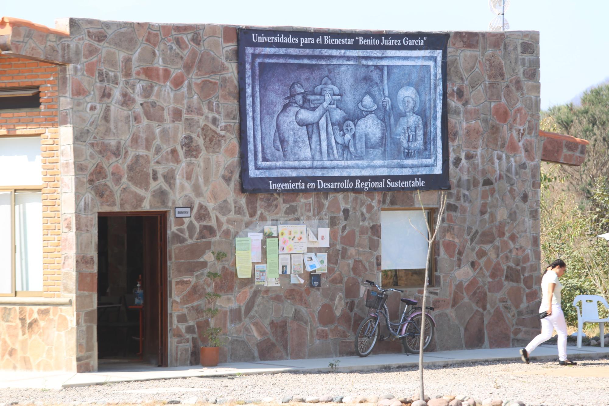 $!Despidos irregulares, sin derechos y con pagos condicionados en las Universidades para el Bienestar