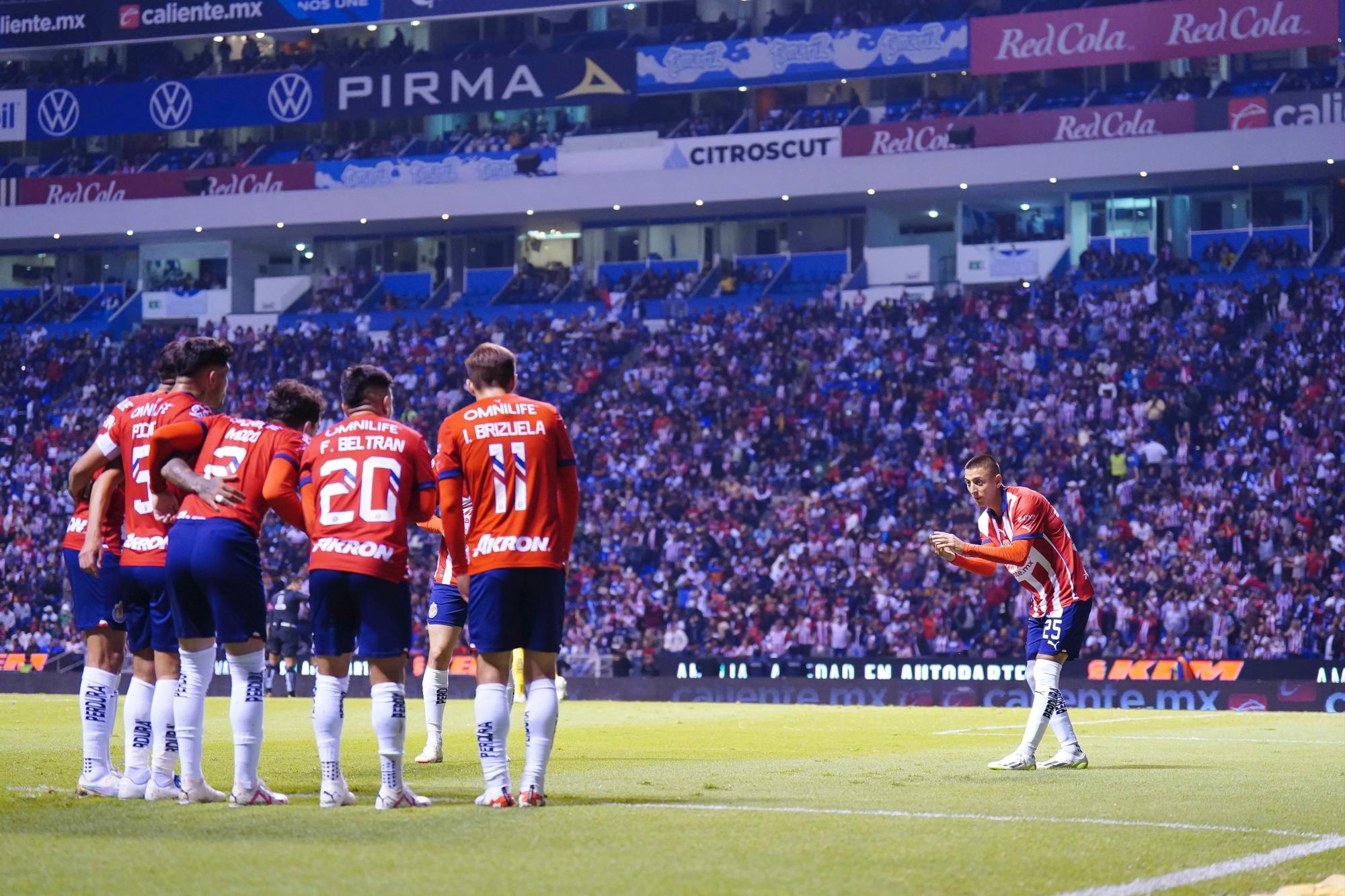 $!Chivas sale fortalecido y con el triunfo de Puebla