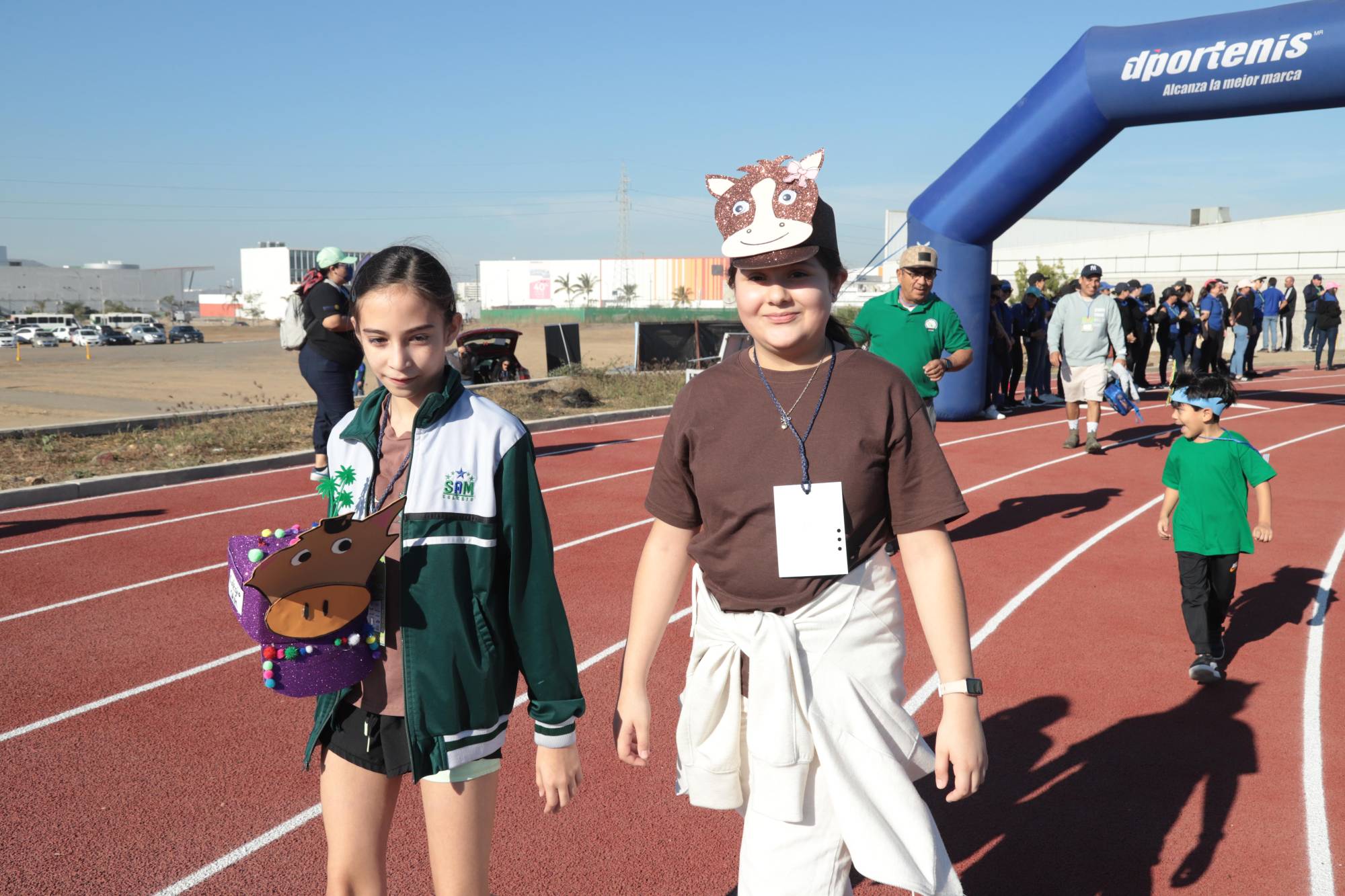 $!Regina Mujica y Liza Benítez.