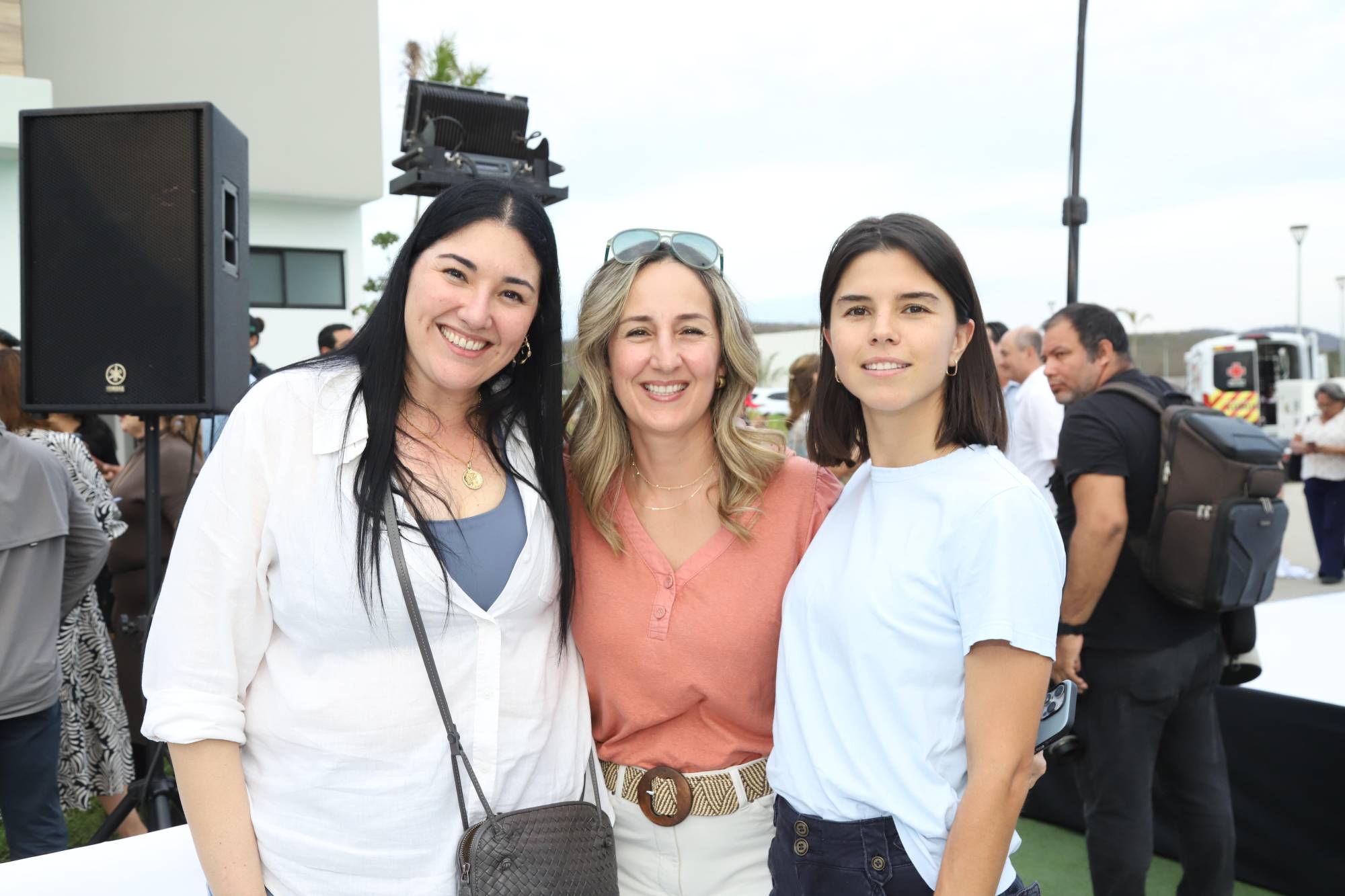 $!Miguela Castro, Maricela Ramos de Clouthier y Carmen Clouthier.