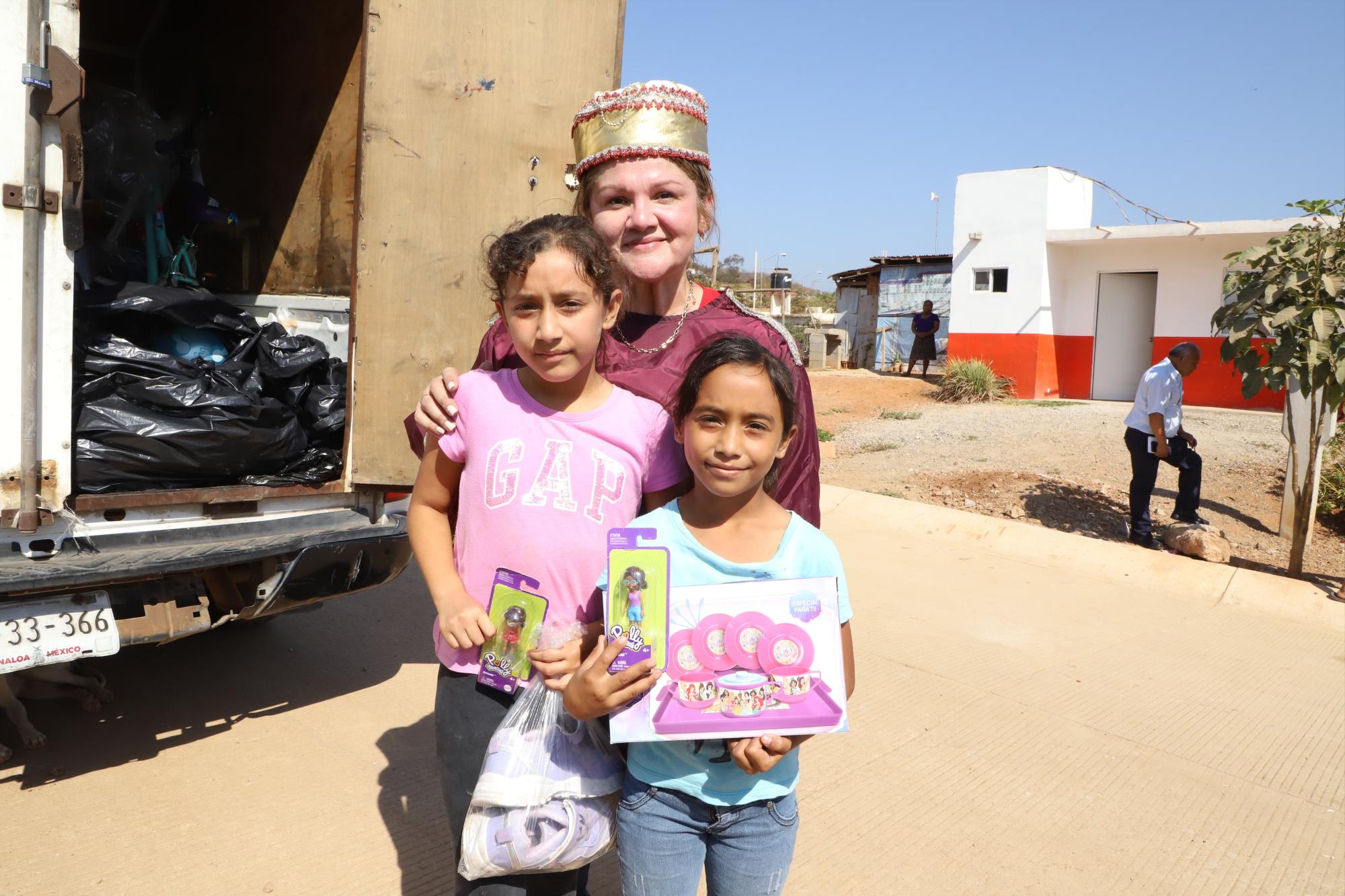 $!#SéUnReyMago | ‘Está muy bonita la tablet, la que tenía se me quemó’