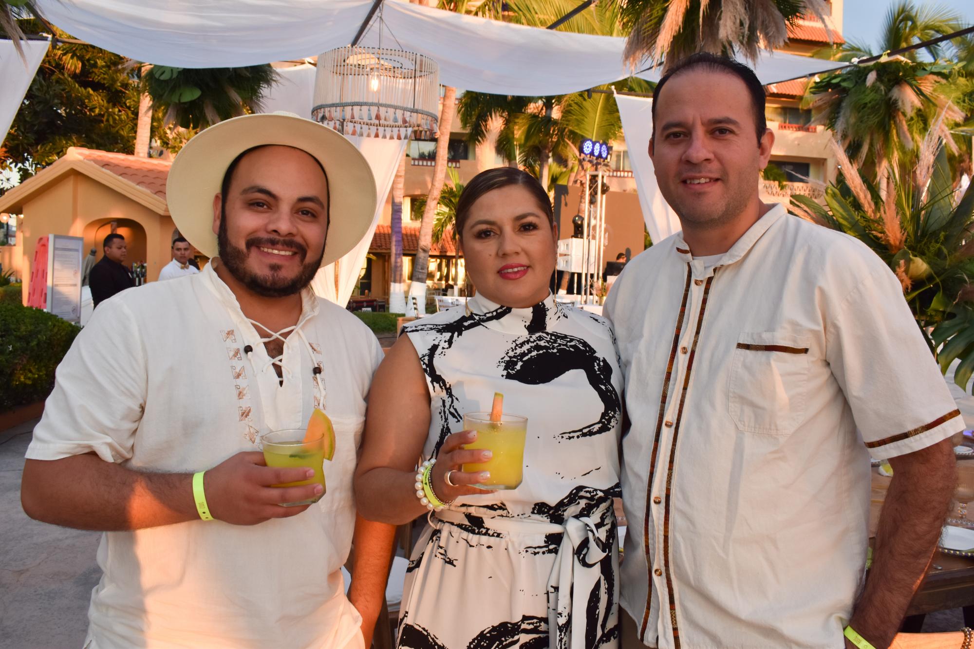 $!Antonio García, Beatriz Castillón y Eder Mora.