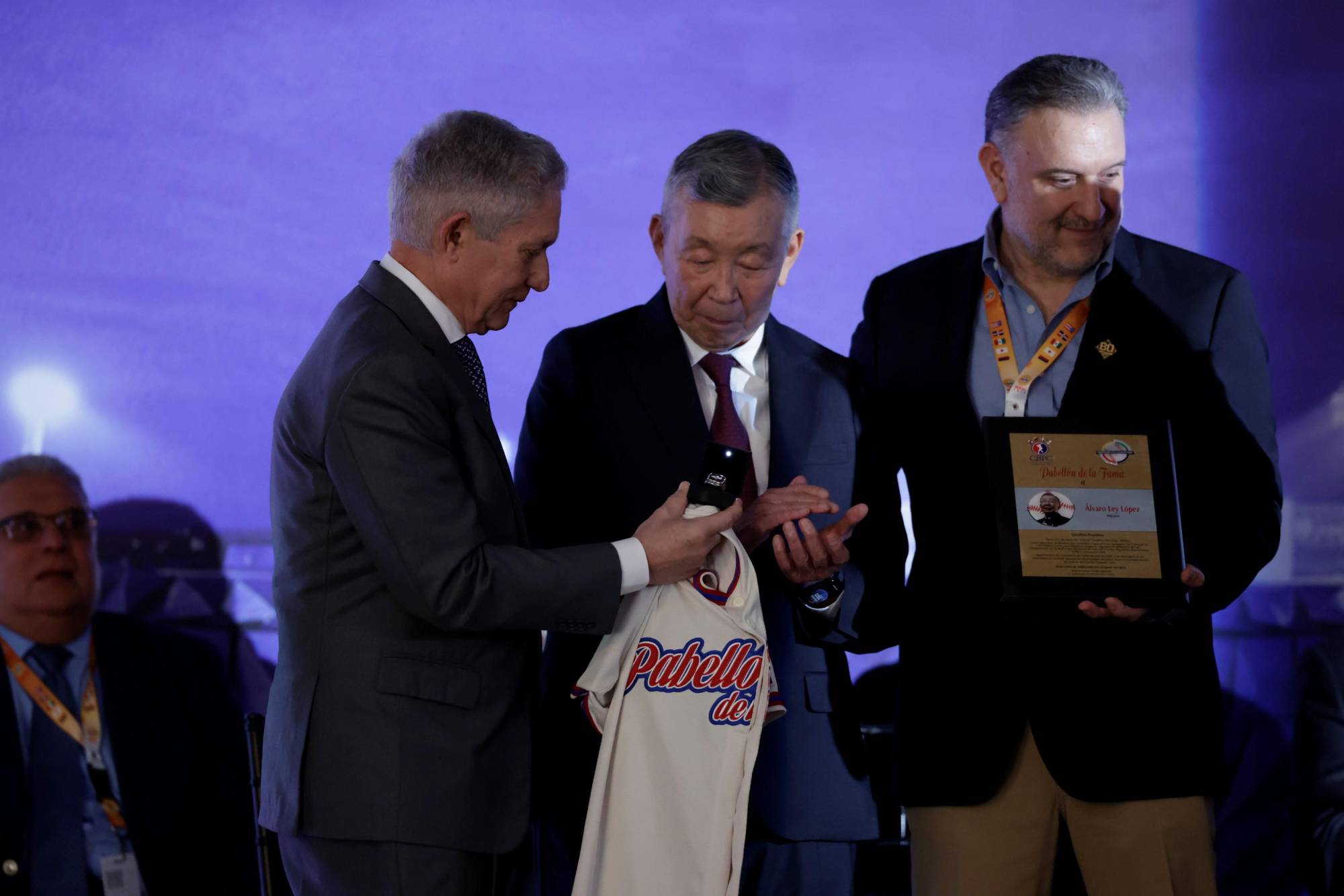 $!Álvaro Ley y Karim García son inmortalizados en el Pabellón de la Fama de la Serie del Caribe