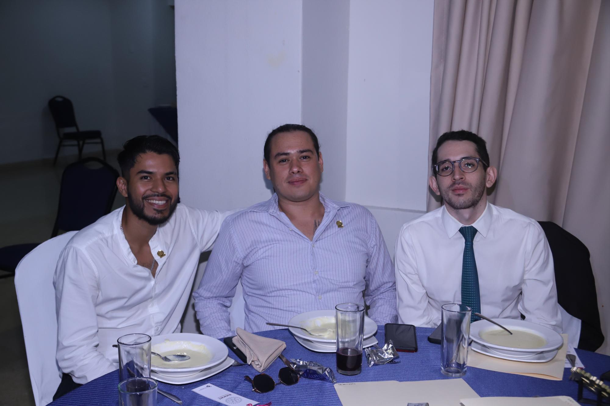 $!Jorge Torres, Rogelio Vázquez y Jorge Ruelas.