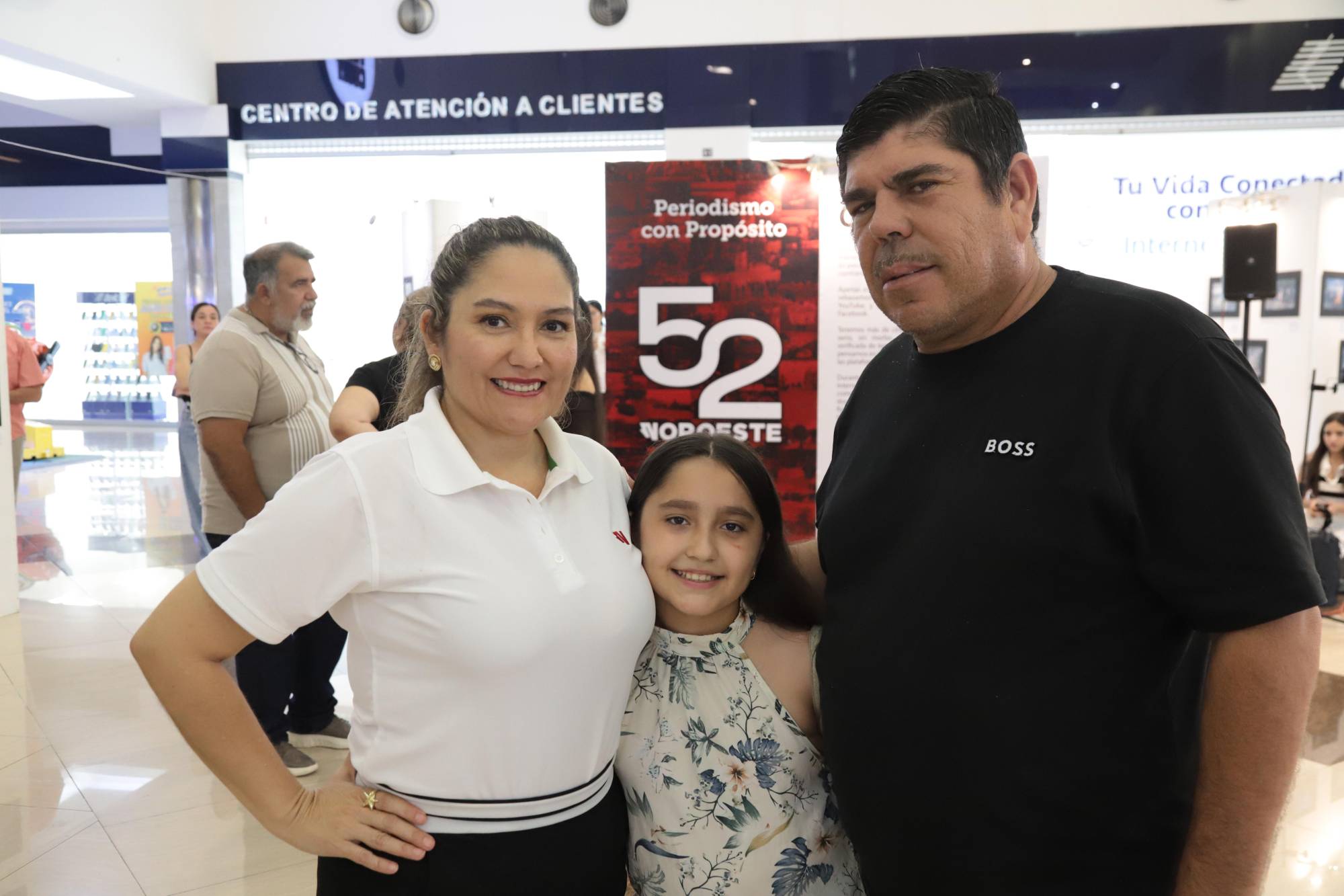 $!Lupita Páez y Luis Manuel Ramírez con su pequeña Camila.