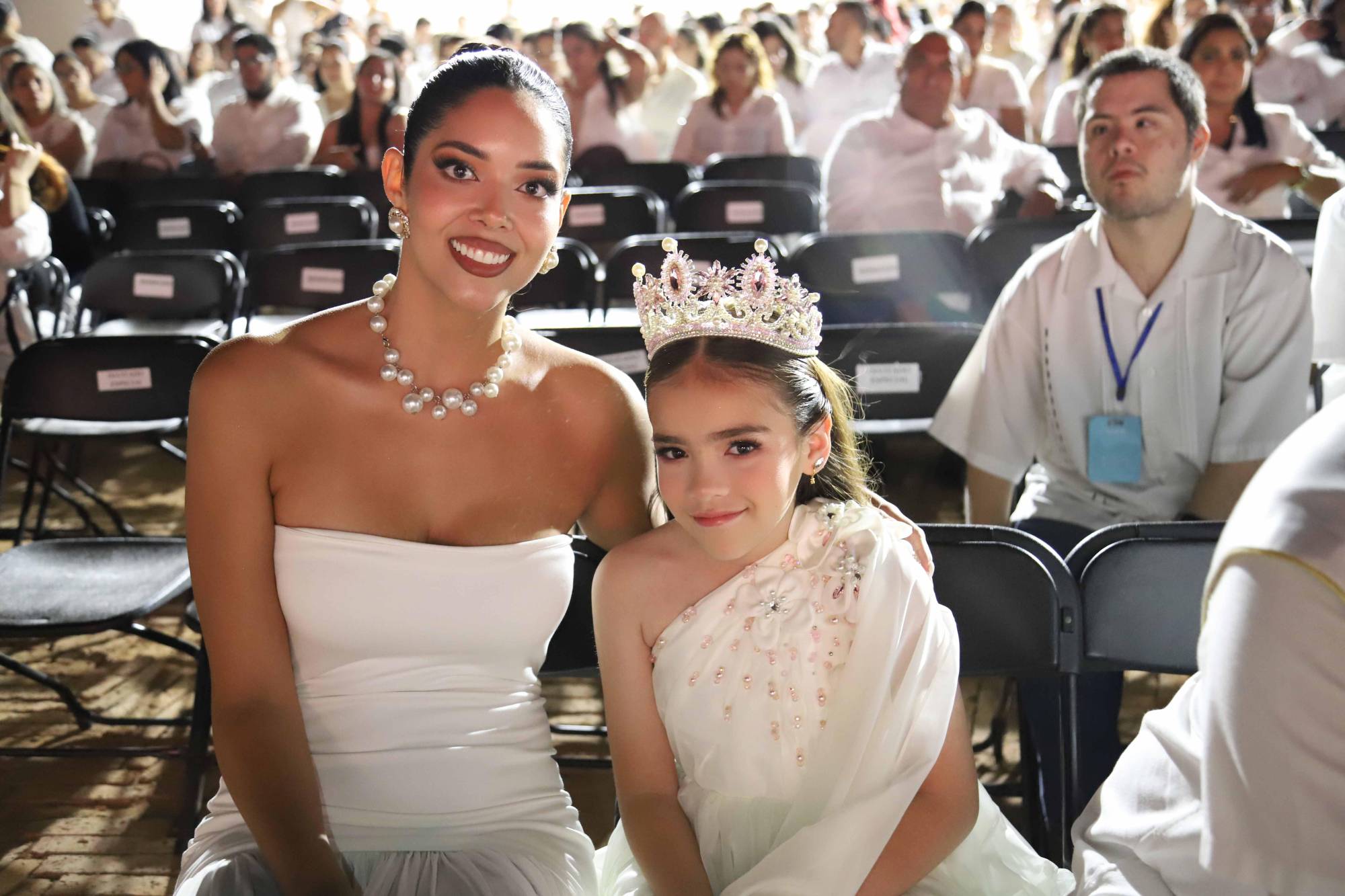 $!Carolina Pérez y Ximena Lizárraga Correa.