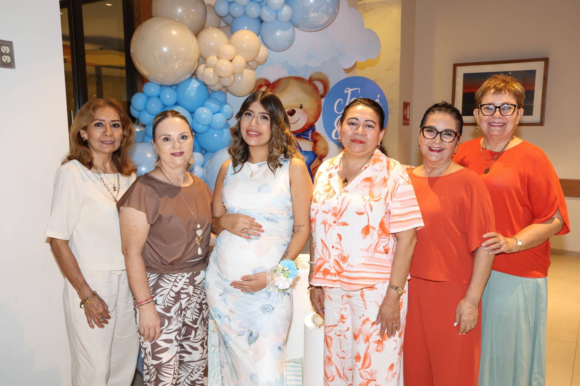 $!Graciela Tapia, Patricia Maldonado, Yajaira Rosas, Teresa Maldonado, Cristina Salas y Norma Osuna