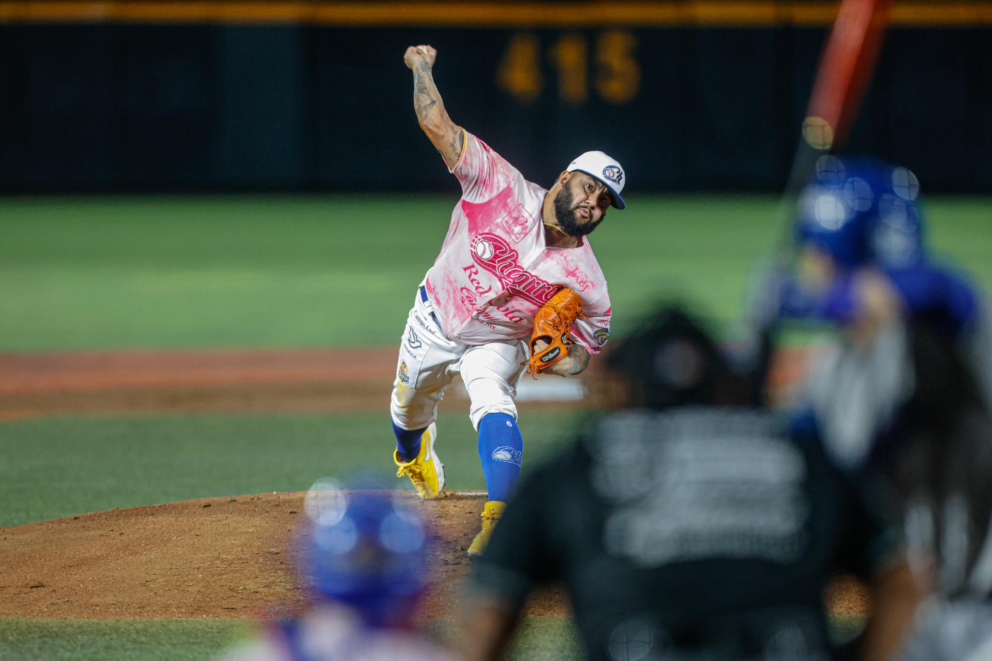 $!Toma Yaquis ventaja en inicio de serie ante Jalisco
