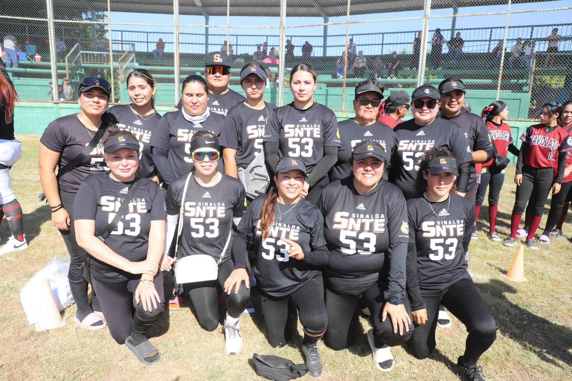$!Mocorito inaugura Torneo Estatal de Softbol Bola Puesta con homenaje a Noemí Macías Ontiveros