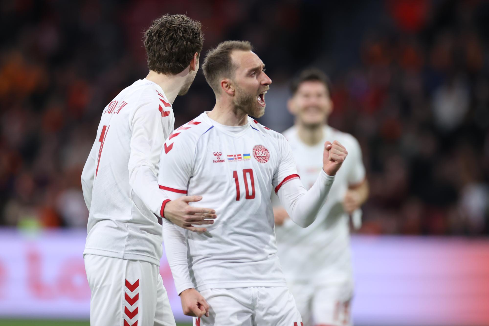 $!Tras el infarto, Christian Eriksen vuelve a jugar para Dinamarca y anota gol