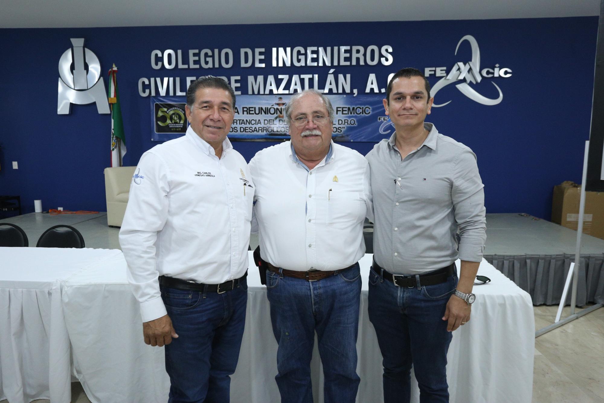 $!Carlos Venegas, Guillermo Trewartha y Jorge Estavillo Kelly.