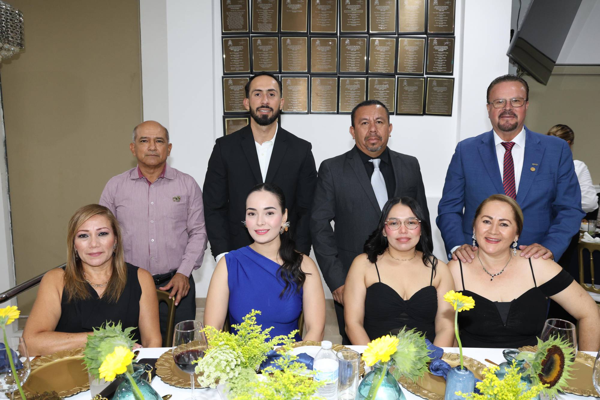 $!Esteban Solórzano, Martín Gallardo, Wilfredo Morales, Hugomar Peraza, Laura Patricia Luna, Nicole Jennings, Nancy Carolina Tabares y Sonia Maribel Corona de Peraza.