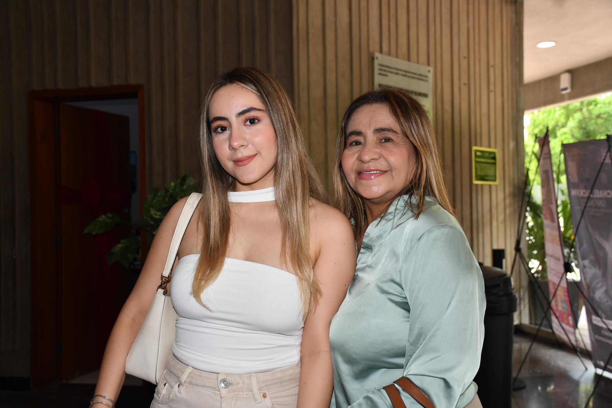 $!Karime y Vanessa Torres.