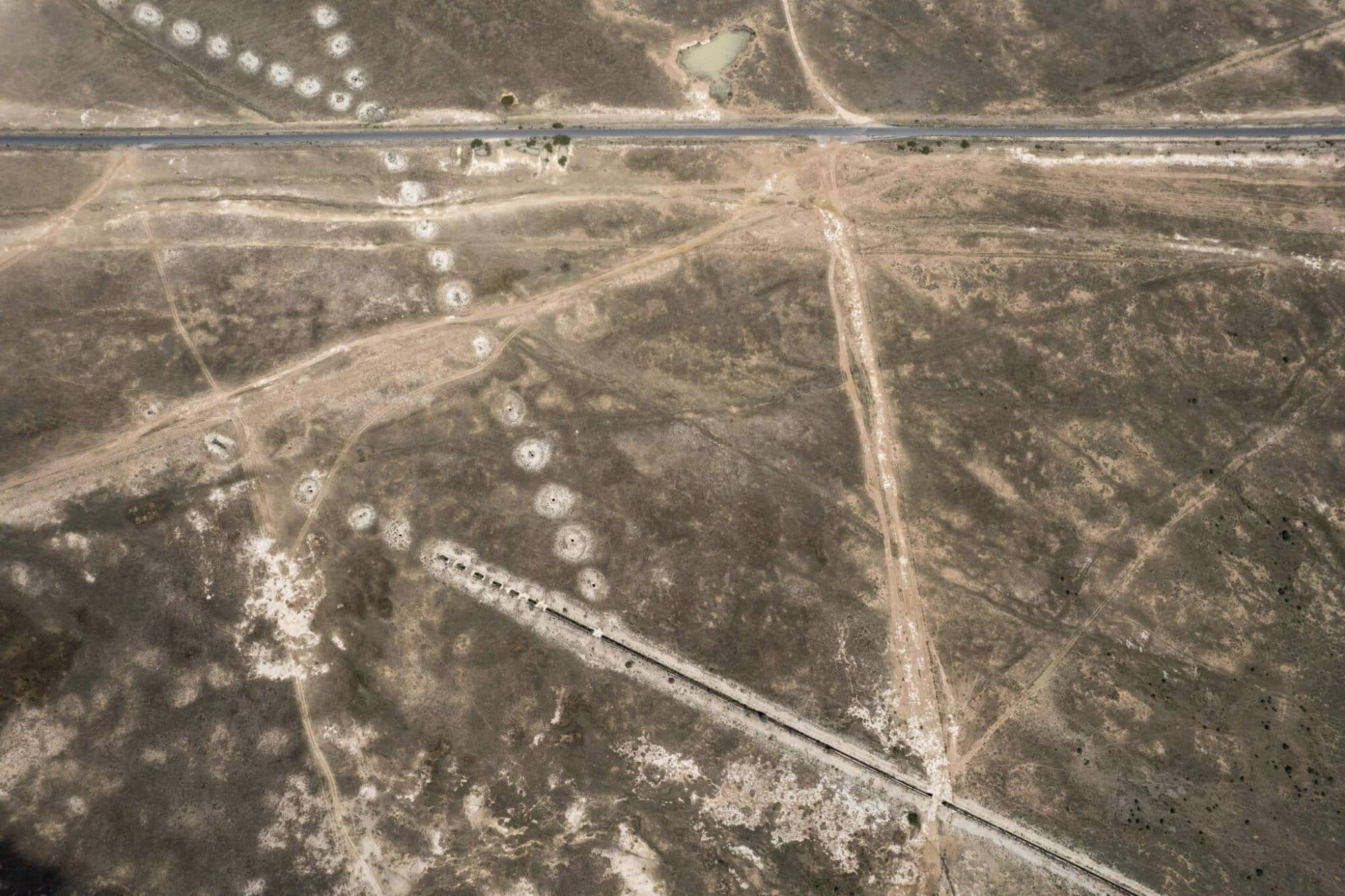 $!Así se ve desde el aire la zona en donde empresas mineras tomaron muestras del suelo en Illescas.