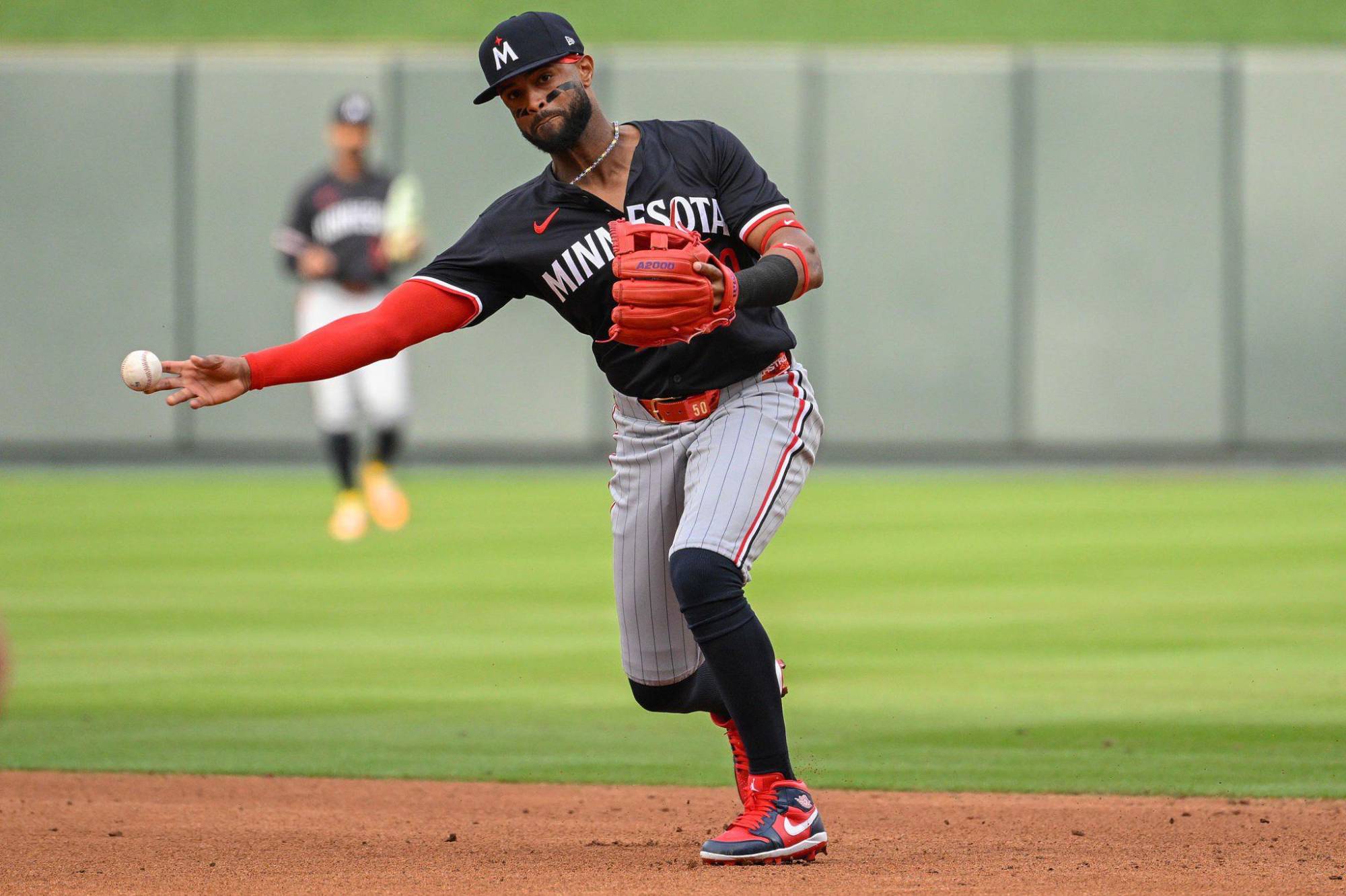 $!Royce Lewis y Willi Castro fueron activados por los Mellizos