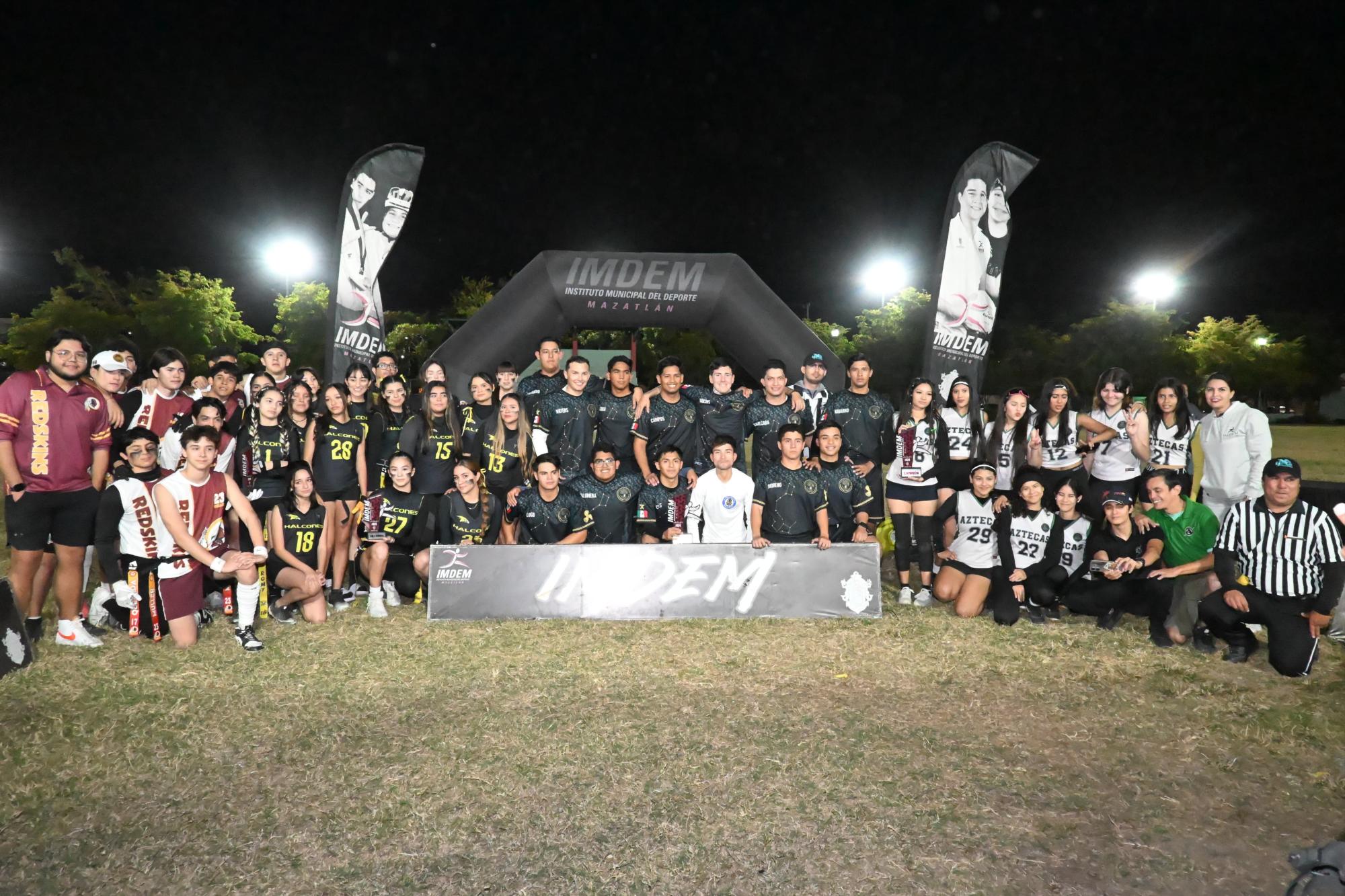 $!Se imponen Aztecas y Náutica, en el Tochito Flag Maz 2024-2025