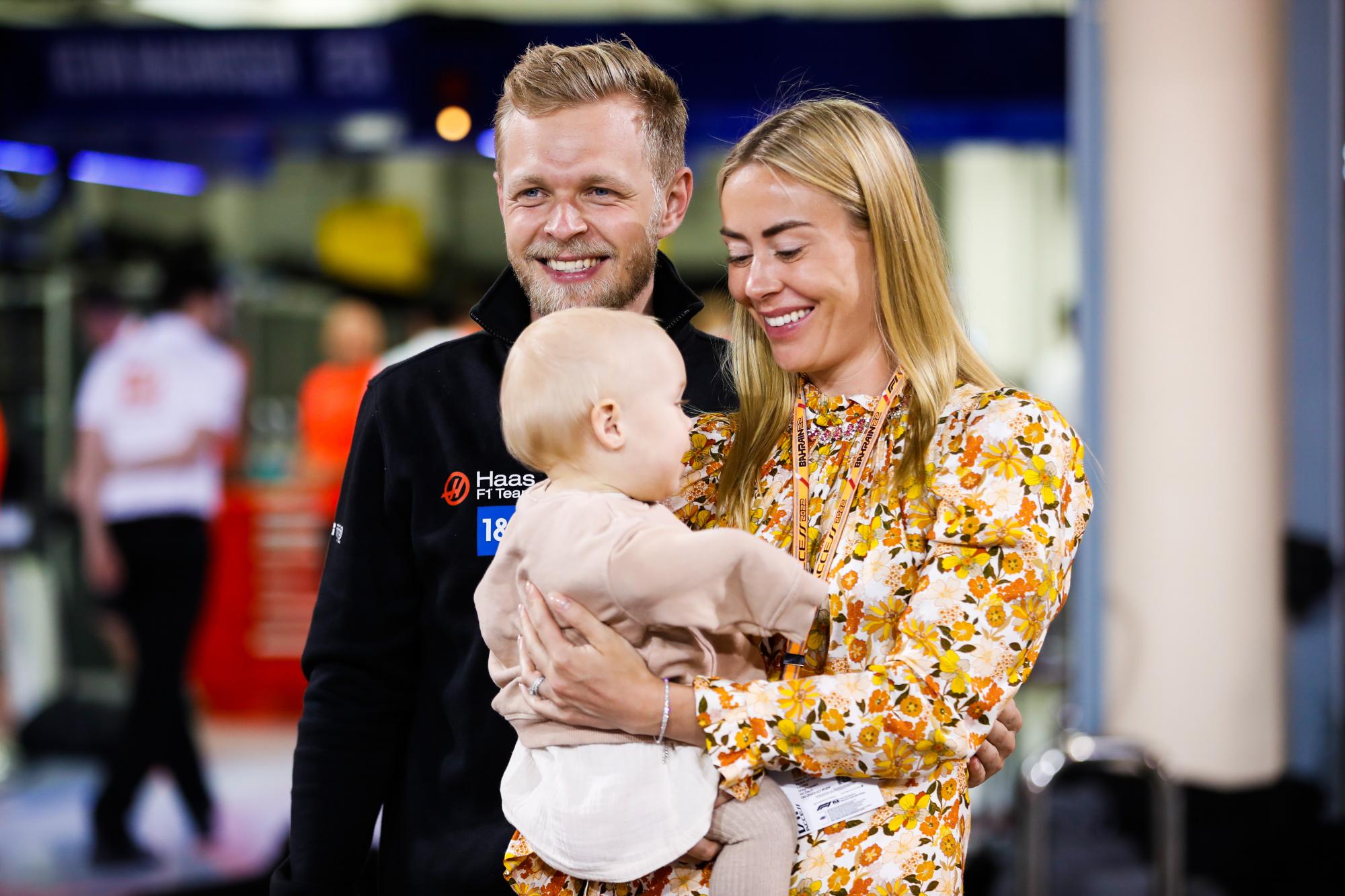 $!Kevin Magnussen, su esposa Louise Gjørup y su hija.