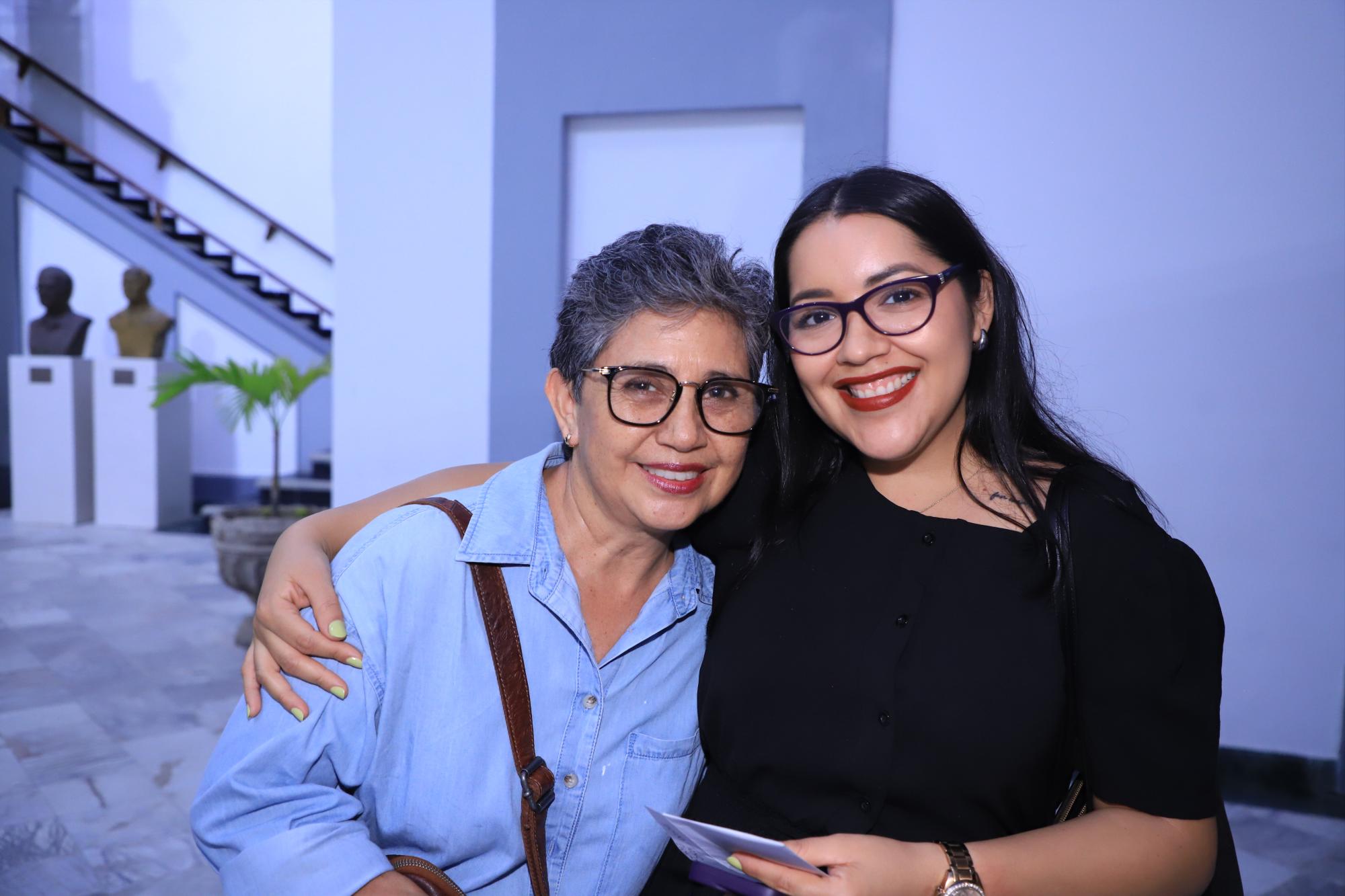 $!Elisa Espinoza de Rubio y Yolanda Loaiza.