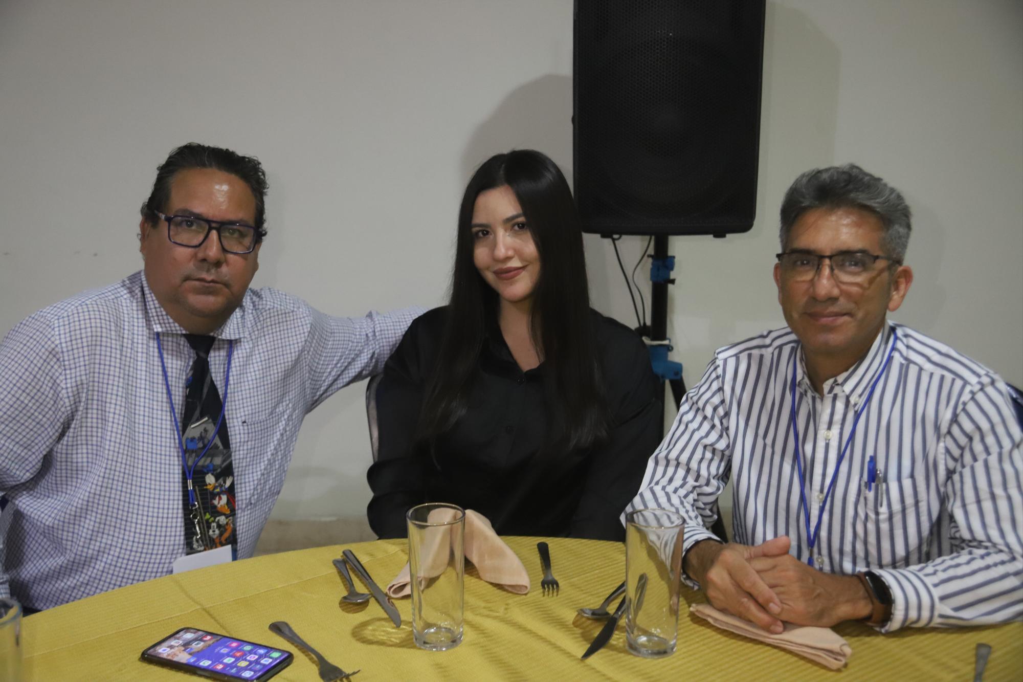 $!Natividad Tapia, Laura Obeso y Felipe Bojórquez.