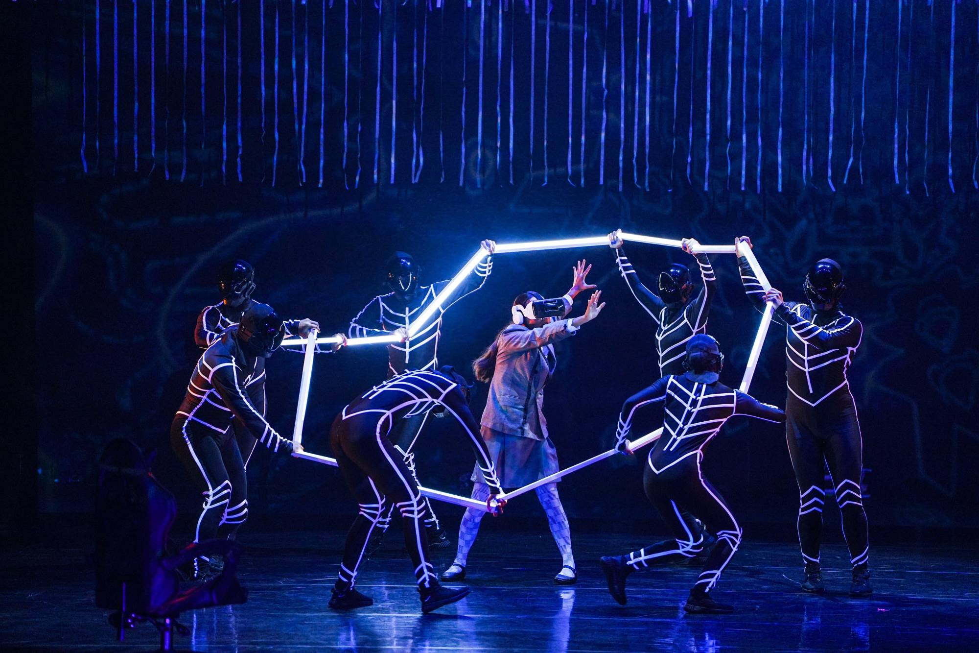 $!Fusionan danza y multimedia en el Multiverso Alebrije