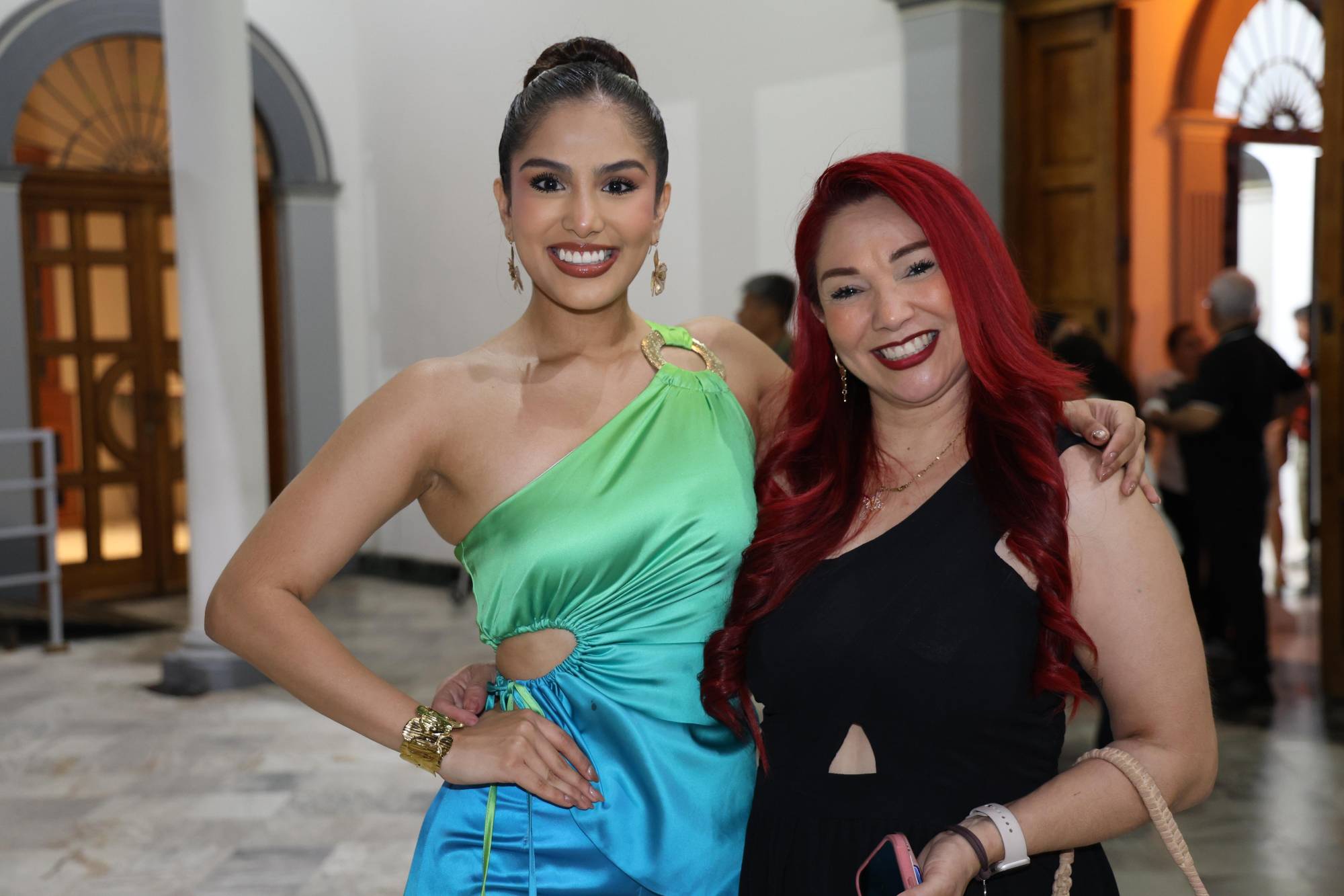 $!Samantha y Diana Bastidas.