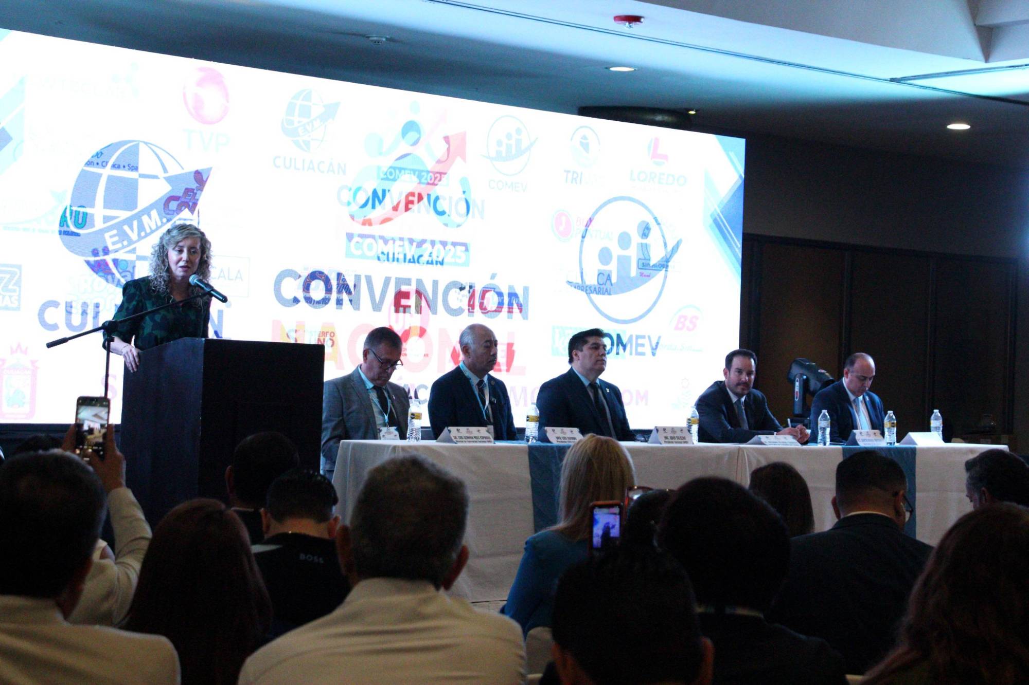 $!Culiacán reúne a más de 400 empresarios en la Convención Nacional de Ventas y Mercadotecnia