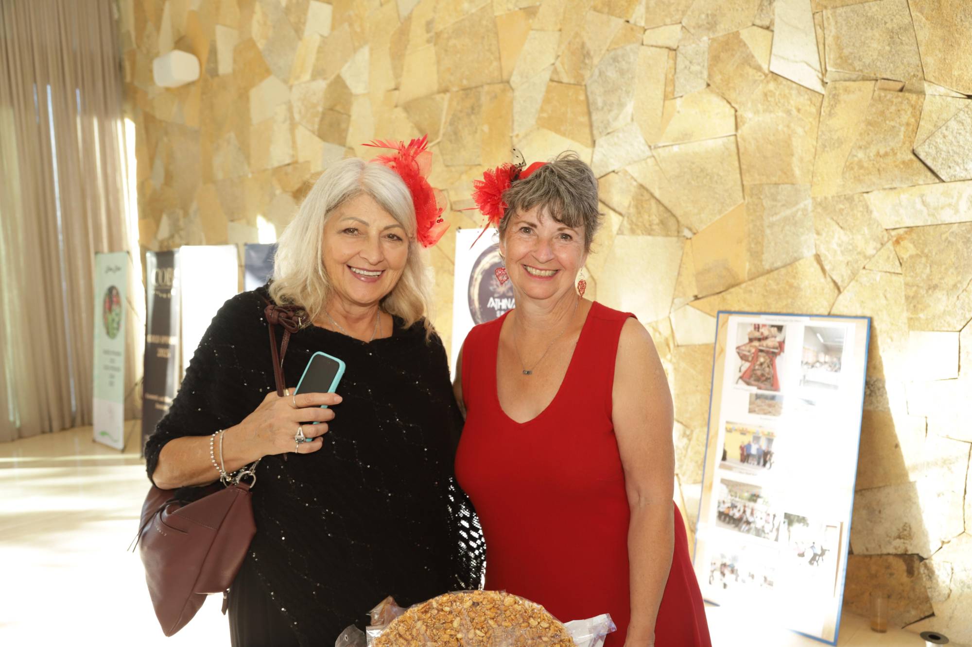 $!Antionette Wecker y Barbara Campbell.