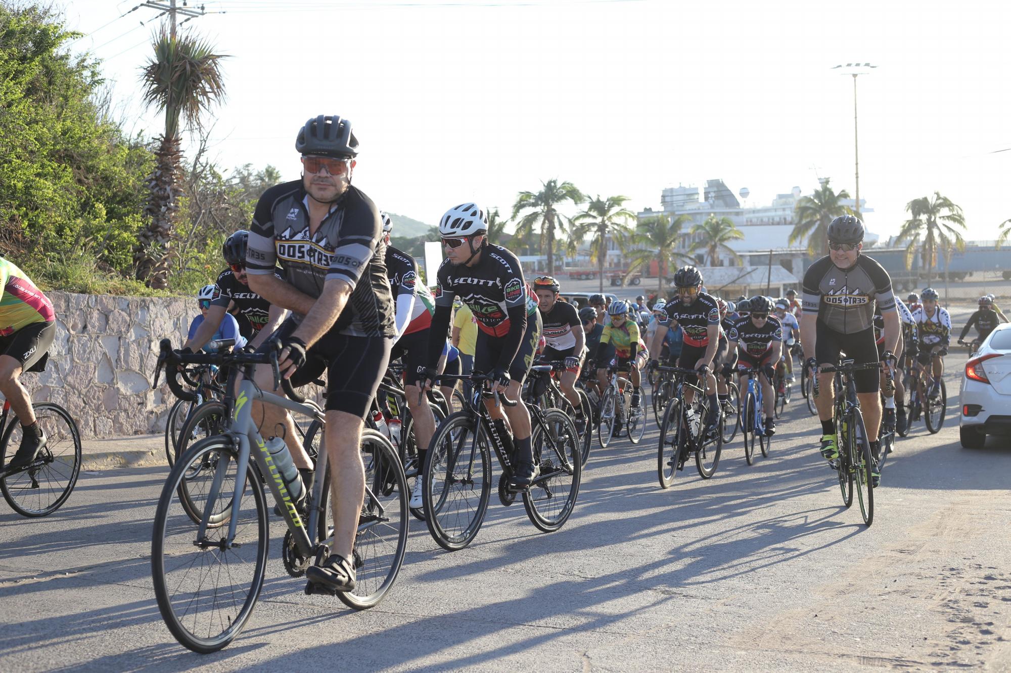 $!Rosarense Rodrigo Romero se proclama campeón del Gran Fondo de Ciclismo Mazatlán 2021