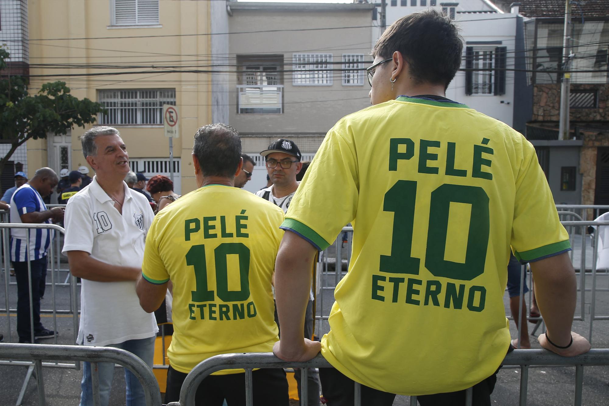 $!Funeral de Pelé da inicio en el estadio Vila Belmiro de Brasil
