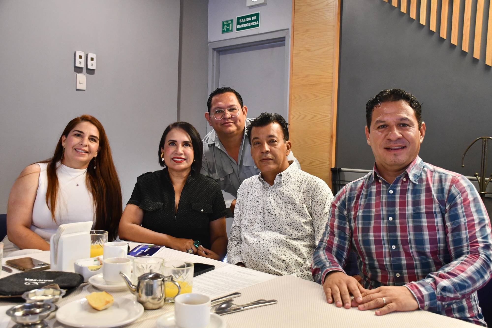 $!Rosa del Carmen García, Gabriela Urquídez, José Manuel Acosta, Jorge Luis García, y Rafael Yves Velázquez.
