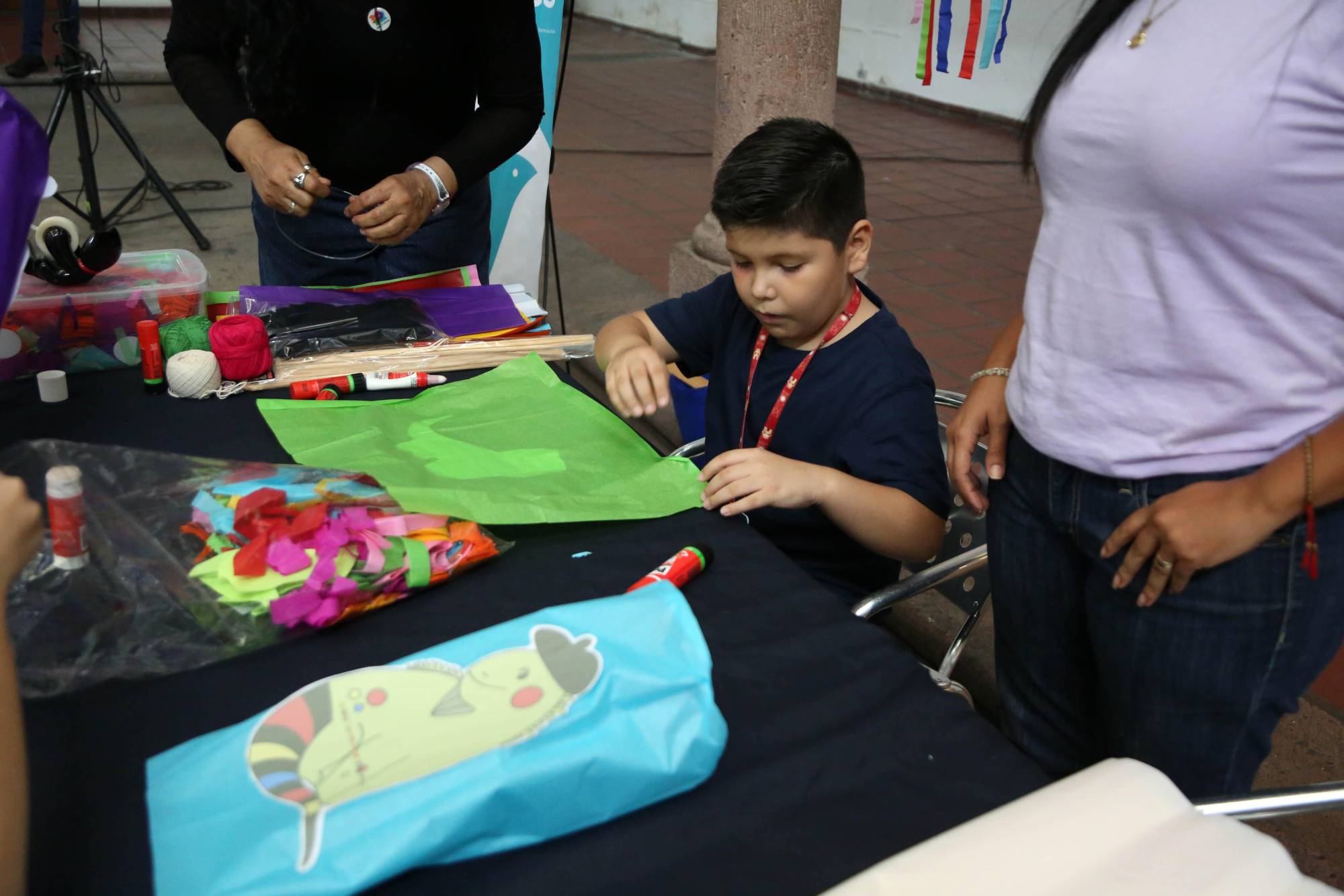 $!Al final llevaron a cabo actividades creativas.