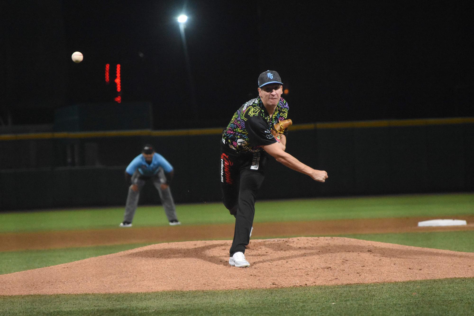 $!Apoyado en su ofensiva, Yaquis empareja la serie en Guasave