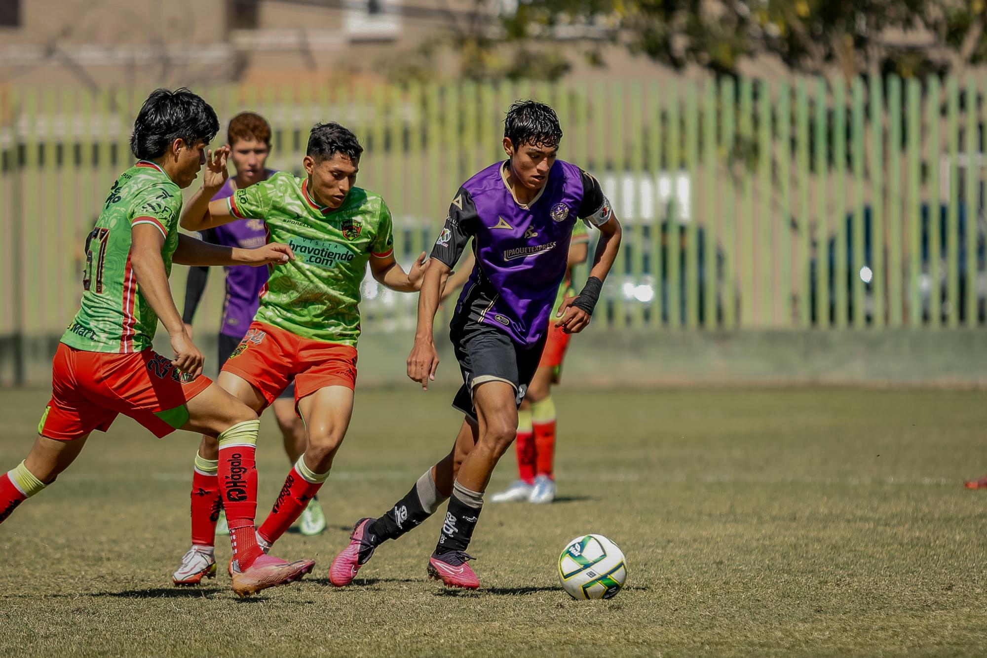 $!Juveniles del Mazatlán FC le quitan lo bravo a FC Juárez