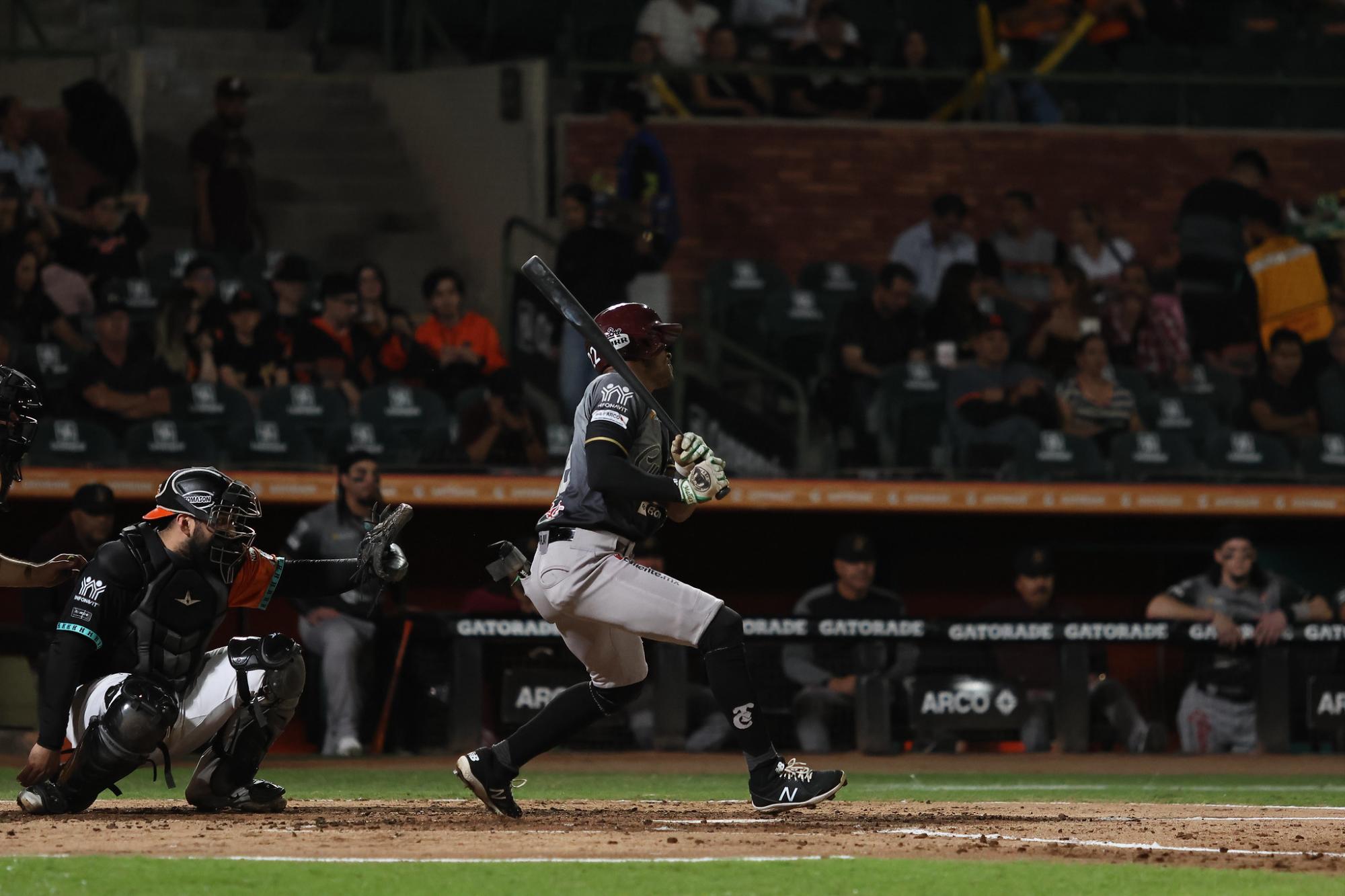 $!Tomateros se lleva el primero en cerrado duelo ante Naranjeros