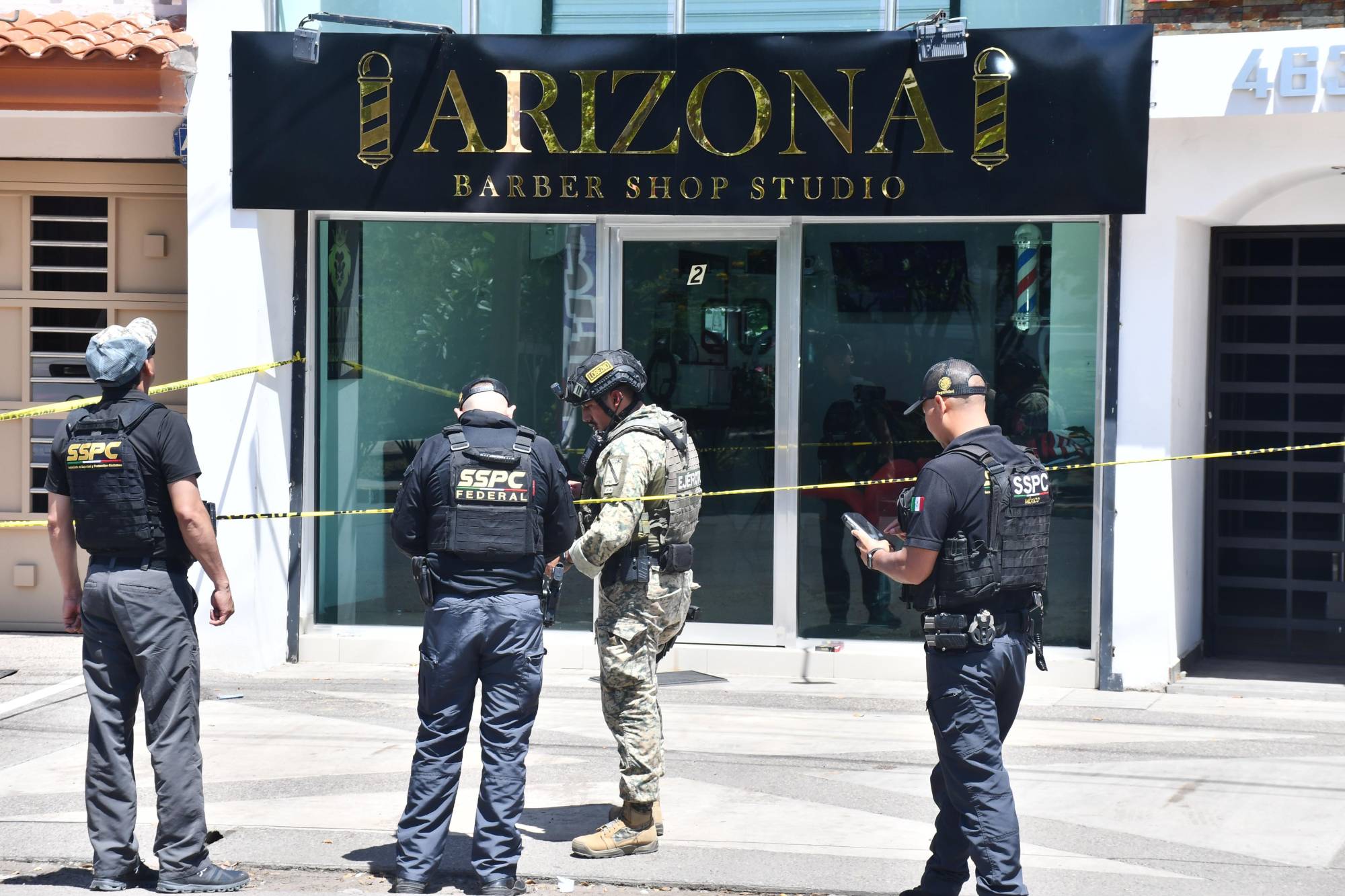 $!Asesinan a Omar Alexander dentro de una barbería del sector Barrancos, en Culiacán