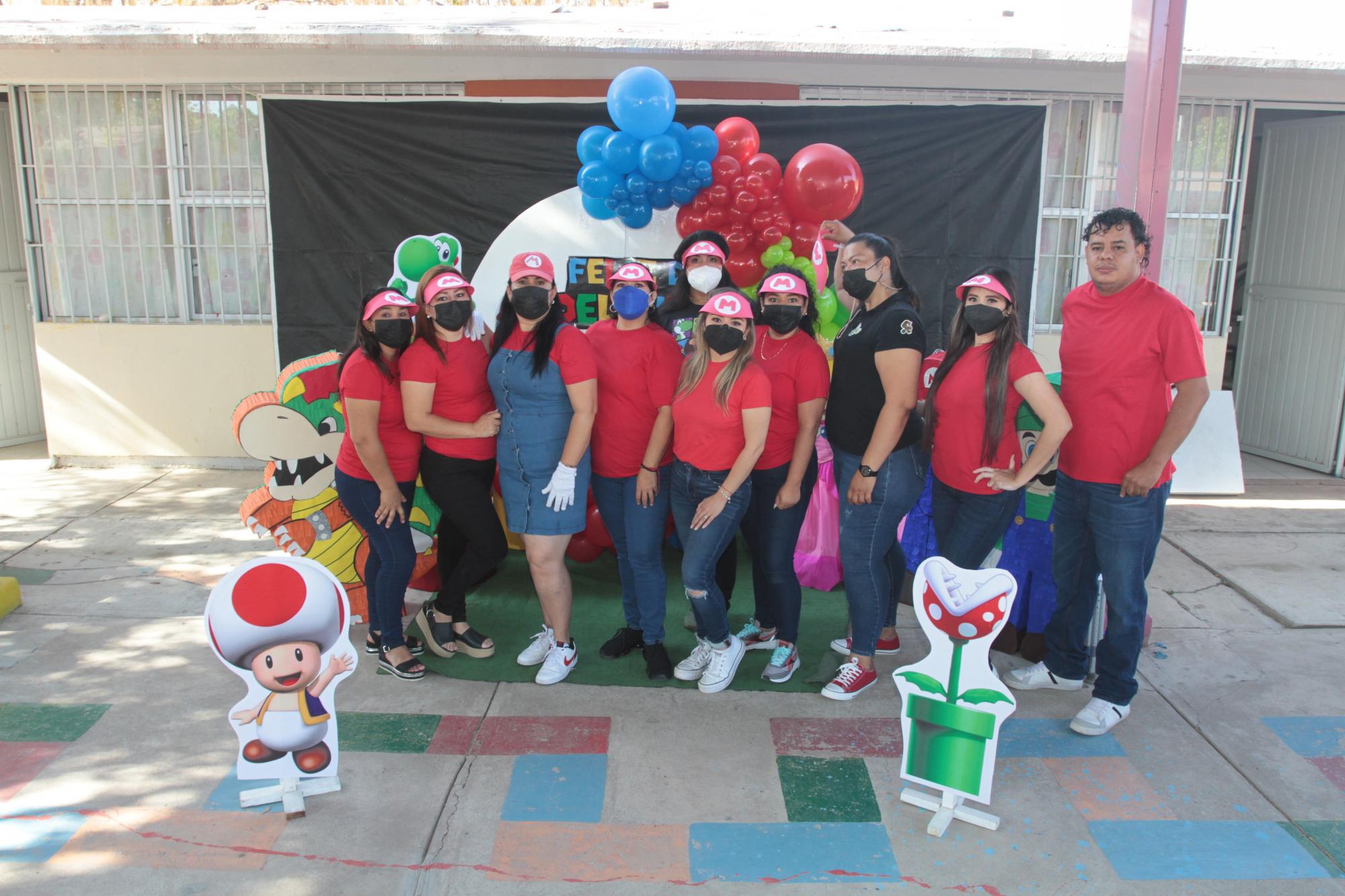 $!Los profesores prepararon la fiesta temática de Mario Bros.