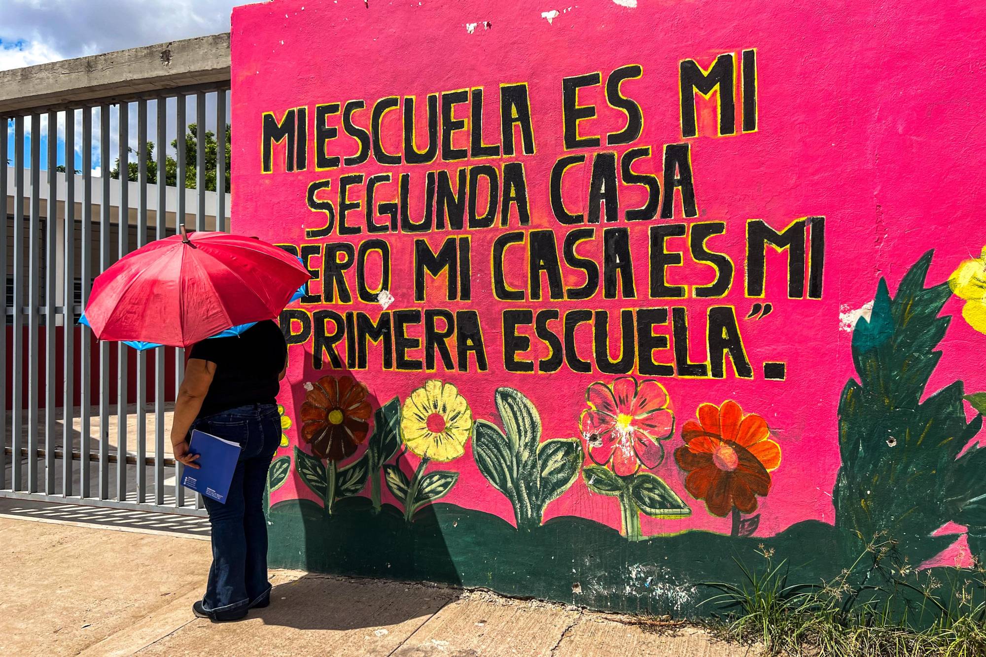 $!La situación escolar se ha complicado en Villa Juárez, pues muchos padres de familia han decidido que sus hijos no asistan a la escuela como prevención por posibles balaceras.