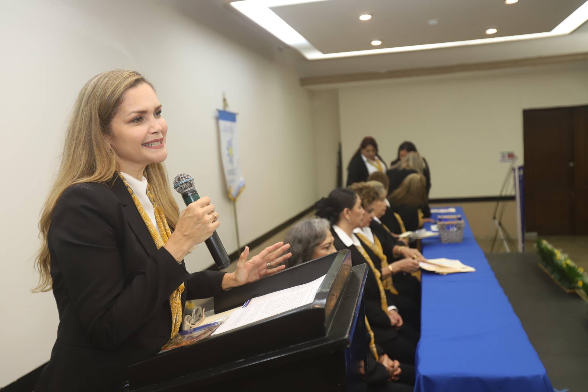 $!Imelda Morales de Chicuate expresó un mensaje de despedida.