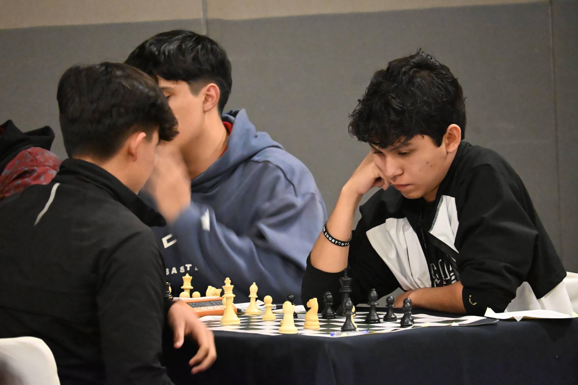 $!Derrotas complican el camino de ajedrecistas porteños en el estatal