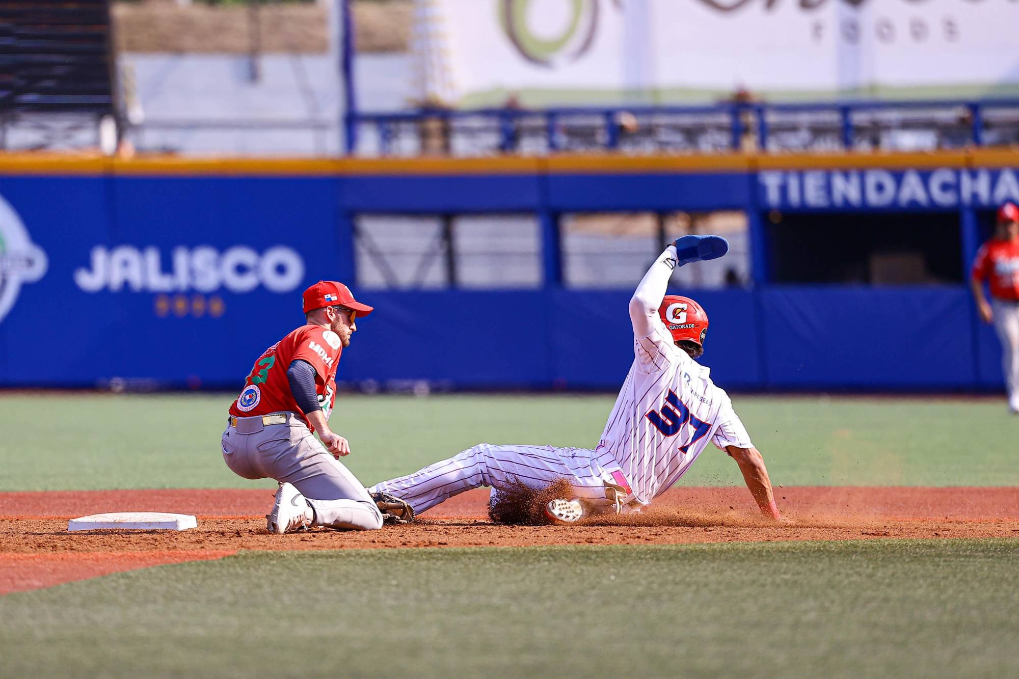 $!Leones del Escogido vence a Federales en histórico duelo de 31 carreras en la Serie del Caribe