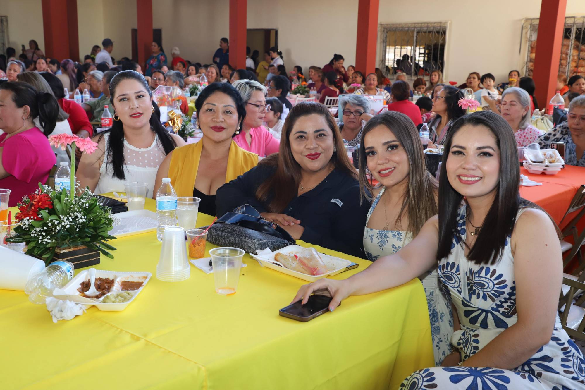 $!Festejan a mamás del municipio de Elota