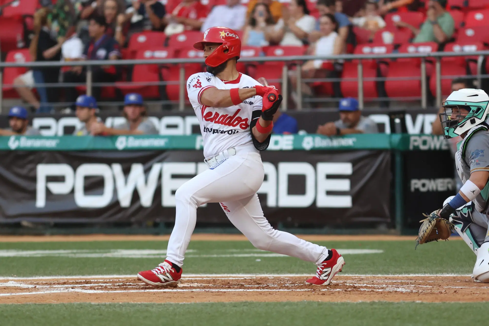 $!Venados de Mazatlán remonta a Charros de Jalisco y empareja la serie en el Teodoro Mariscal